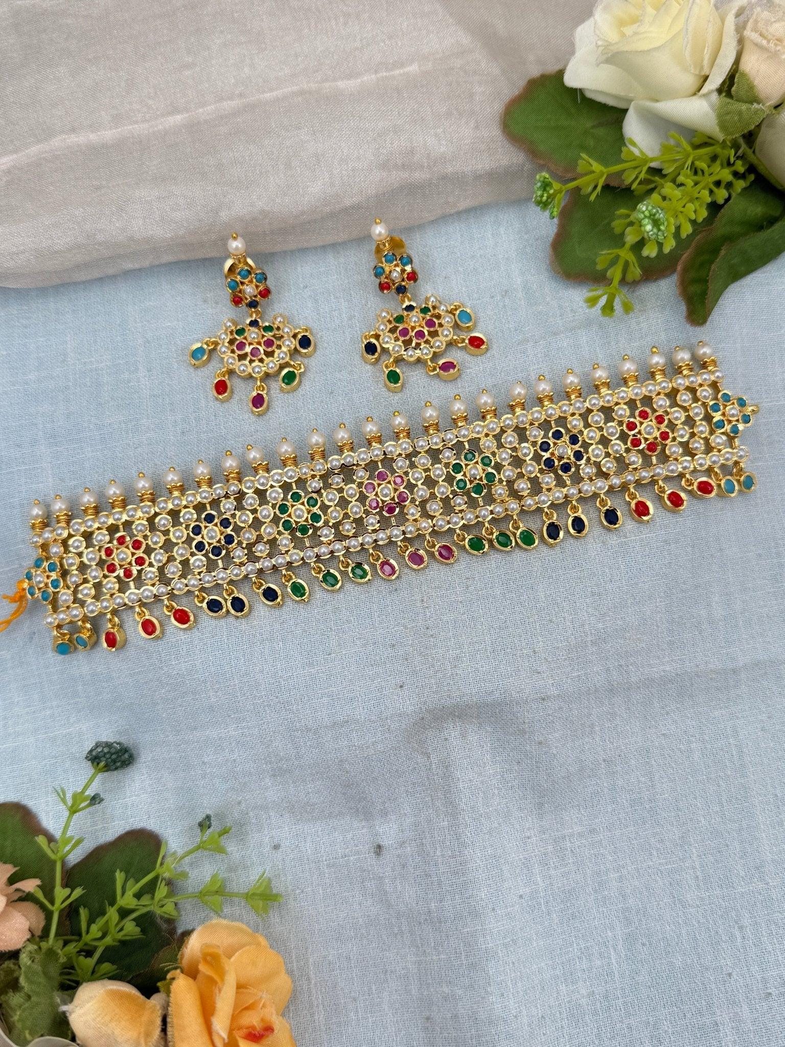 Luxurious Gold Like Antique Choker Necklace Set 0246 - Mahilas
