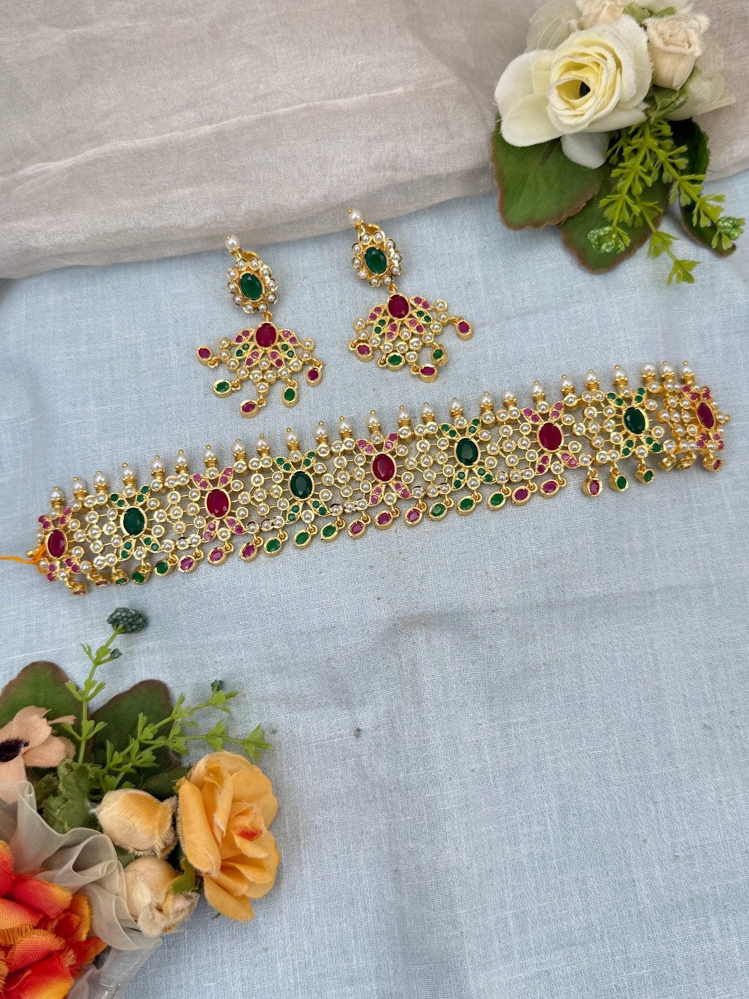 Luxurious Gold Like Antique Choker Necklace Set 0250 - Mahilas
