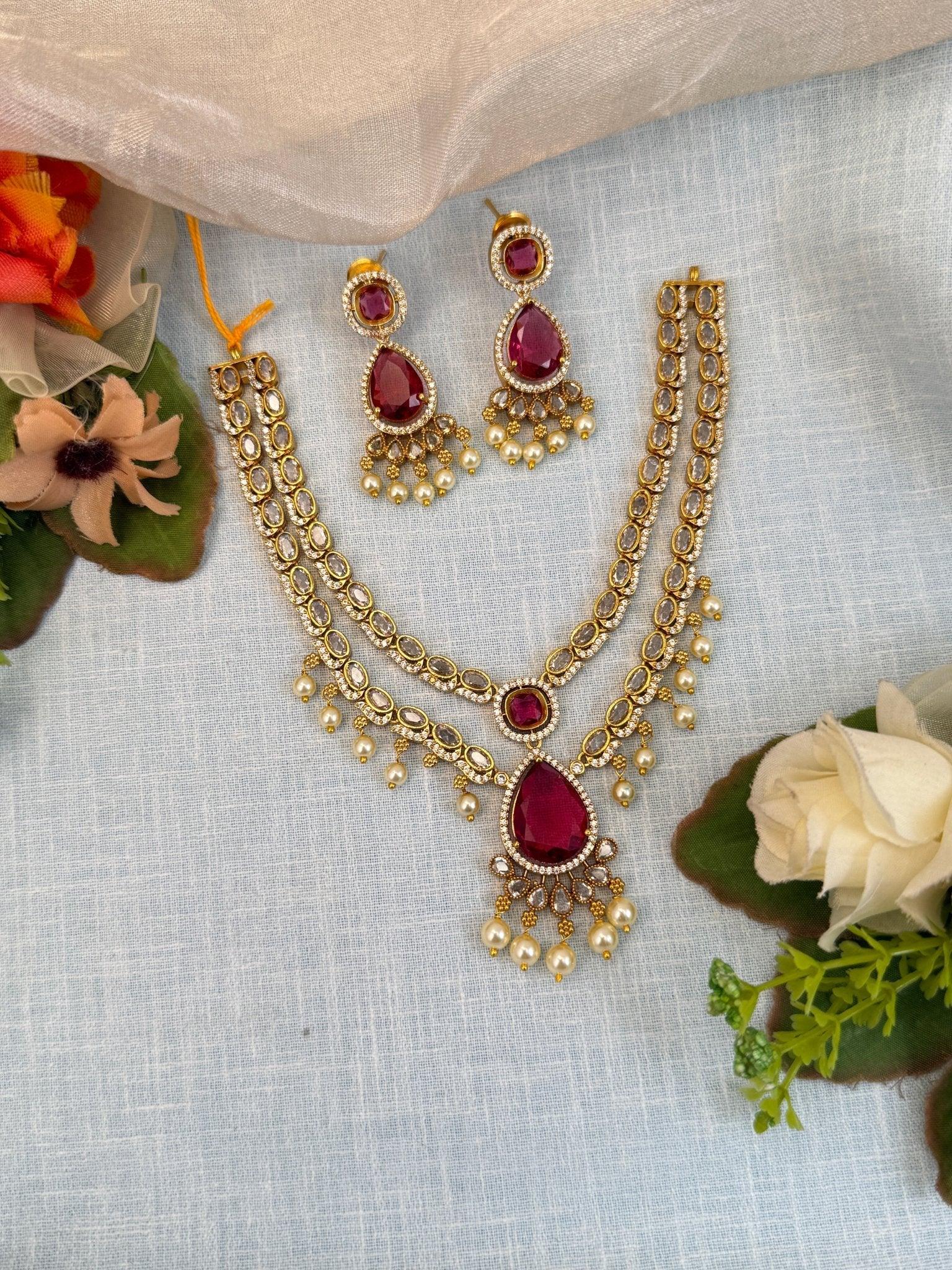 Luxurious Gold Stone Short Necklace Set 545 - Mahilas