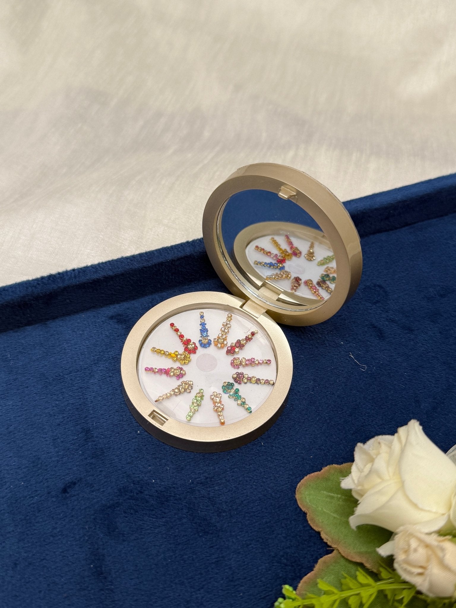 Luxurious Grand Bindi Box 191 - Mahilas