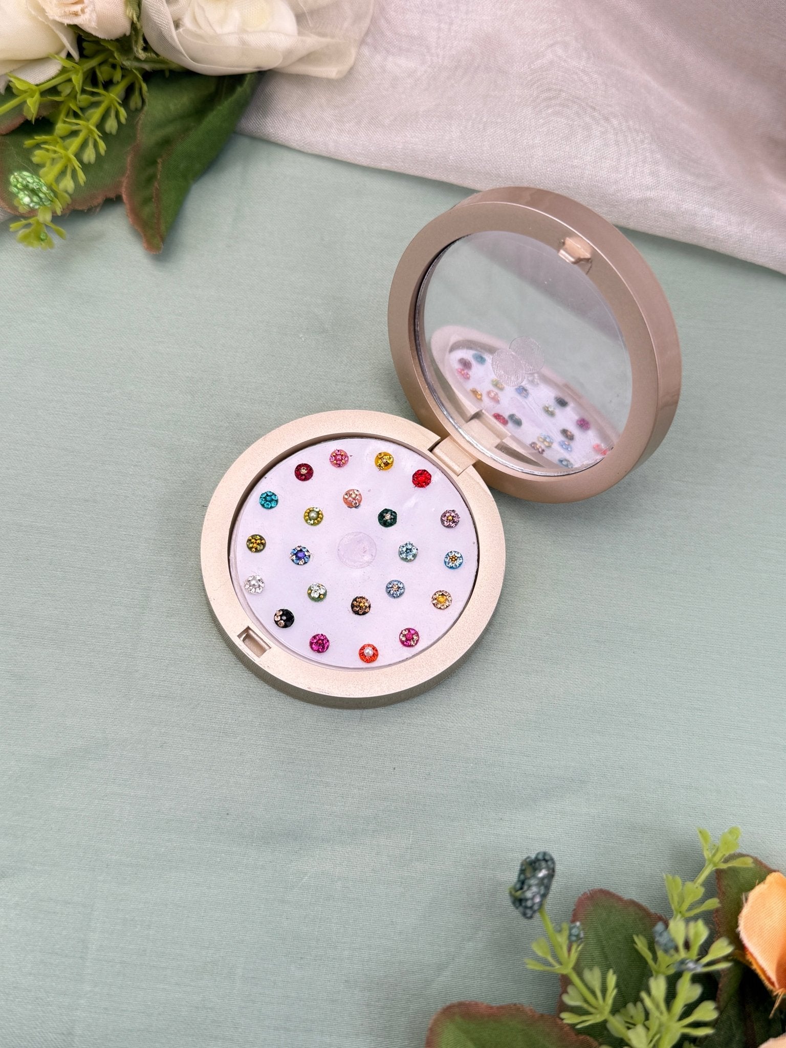 Luxurious Grand Bindi Box 463 - Mahilas