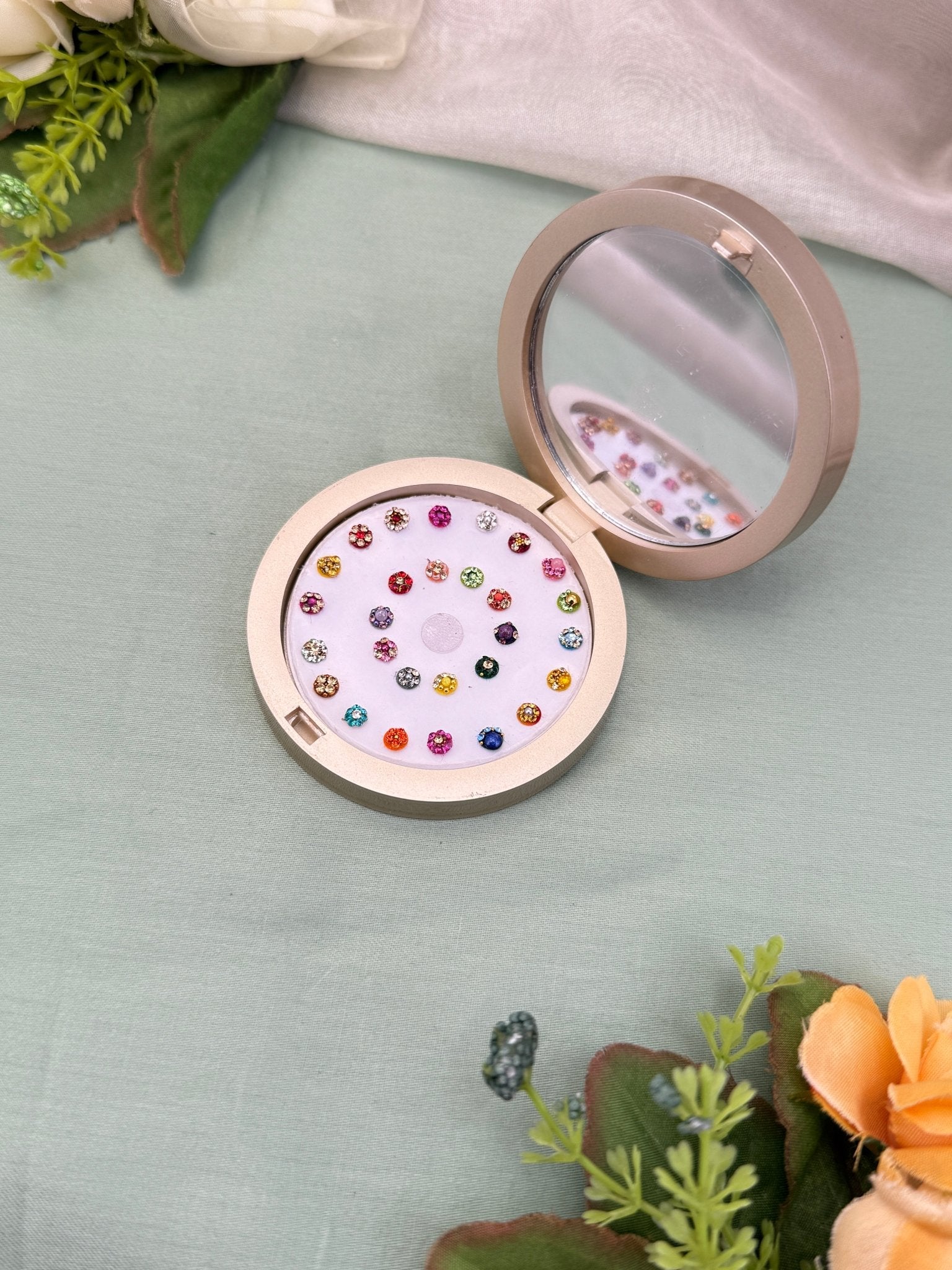 Luxurious Grand Bindi Box 468 - Mahilas