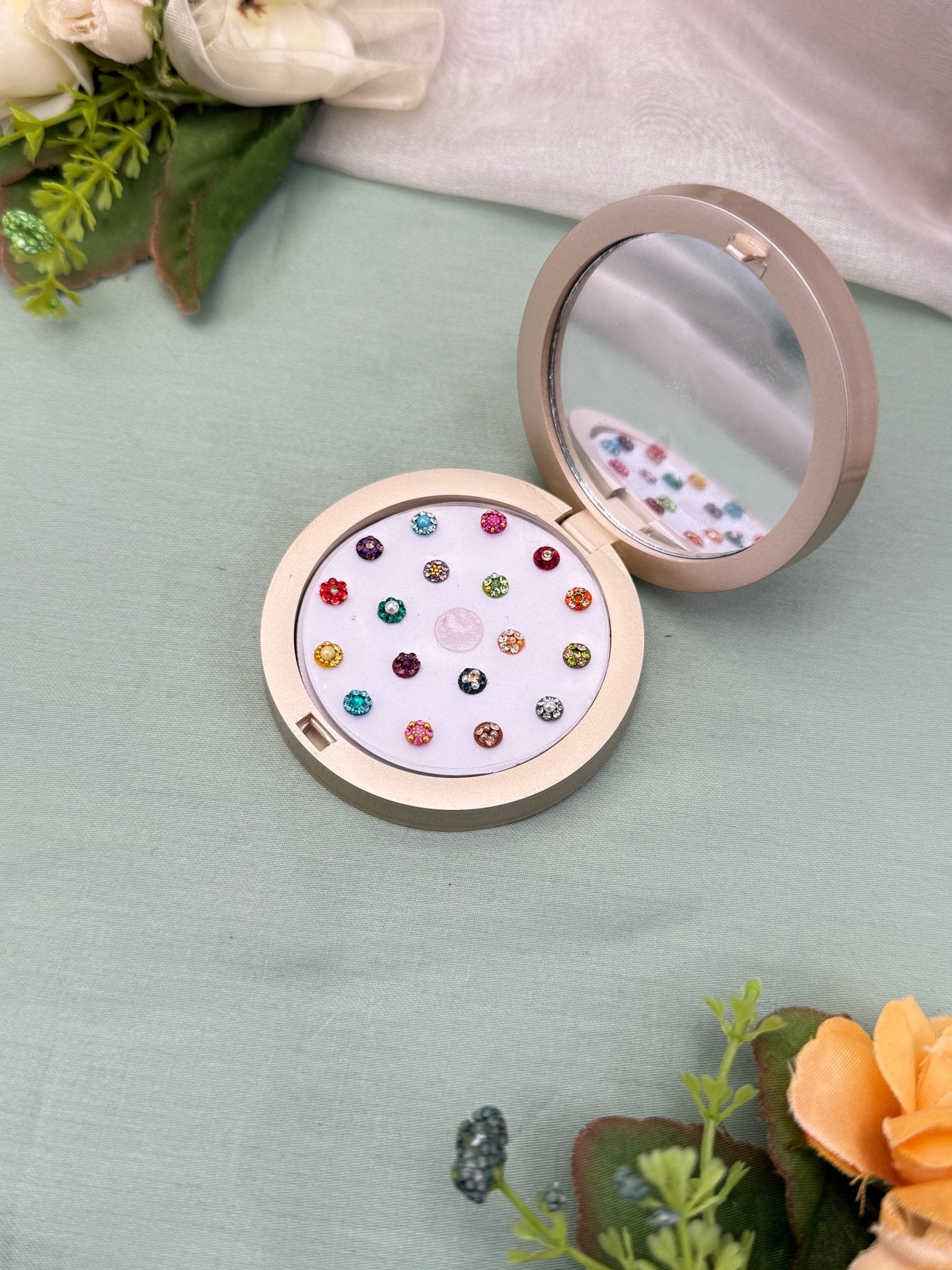 Luxurious Grand Bindi Box 490 - Mahilas