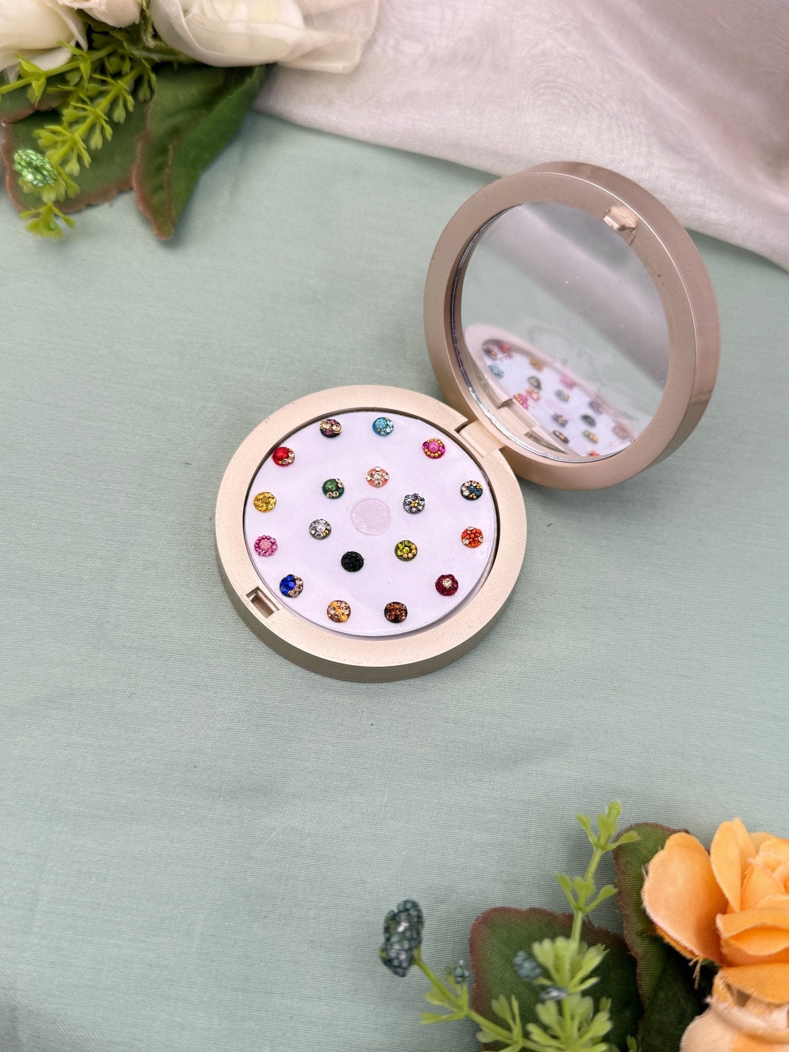 Luxurious Grand Bindi Box 495 - Mahilas