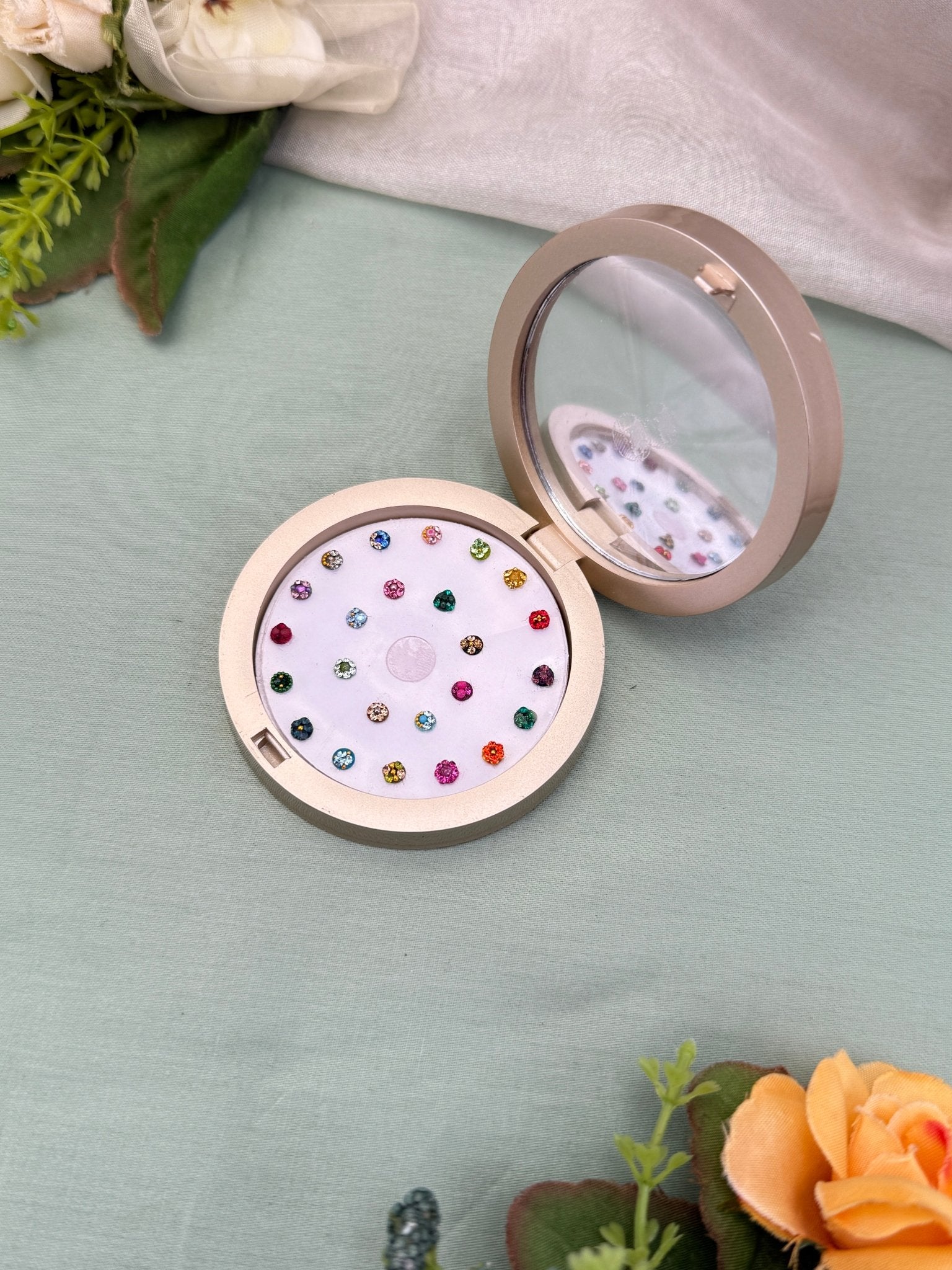 Luxurious Grand Bindi Box 509 - Mahilas
