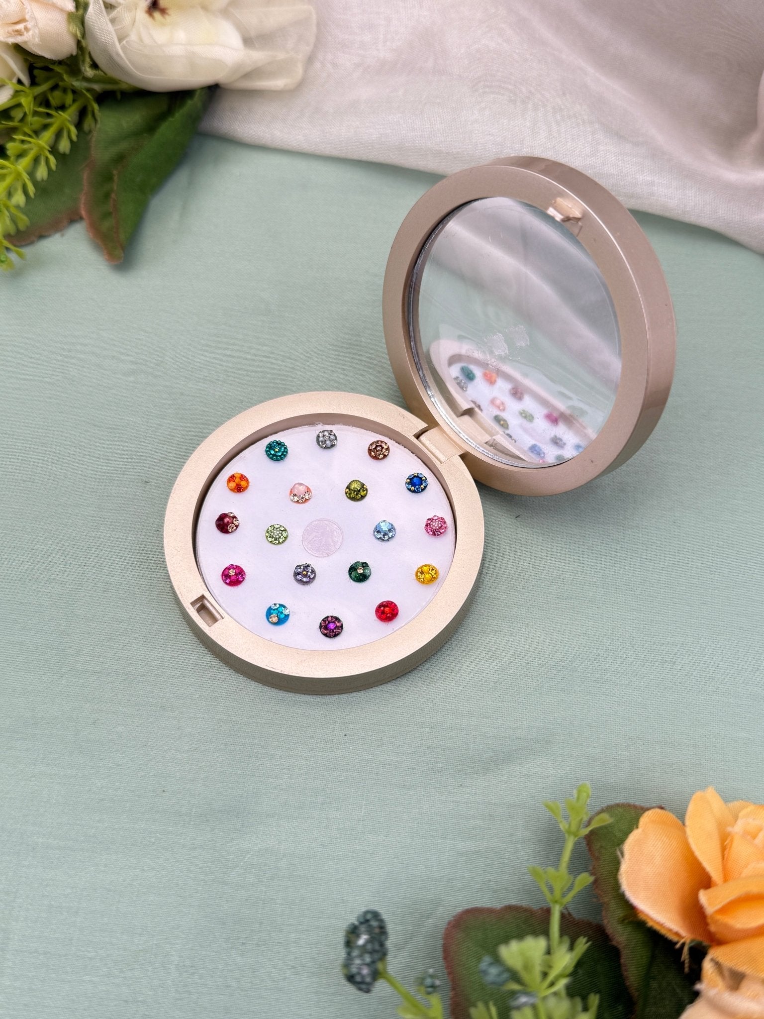 Luxurious Grand Bindi Box 510 - Mahilas