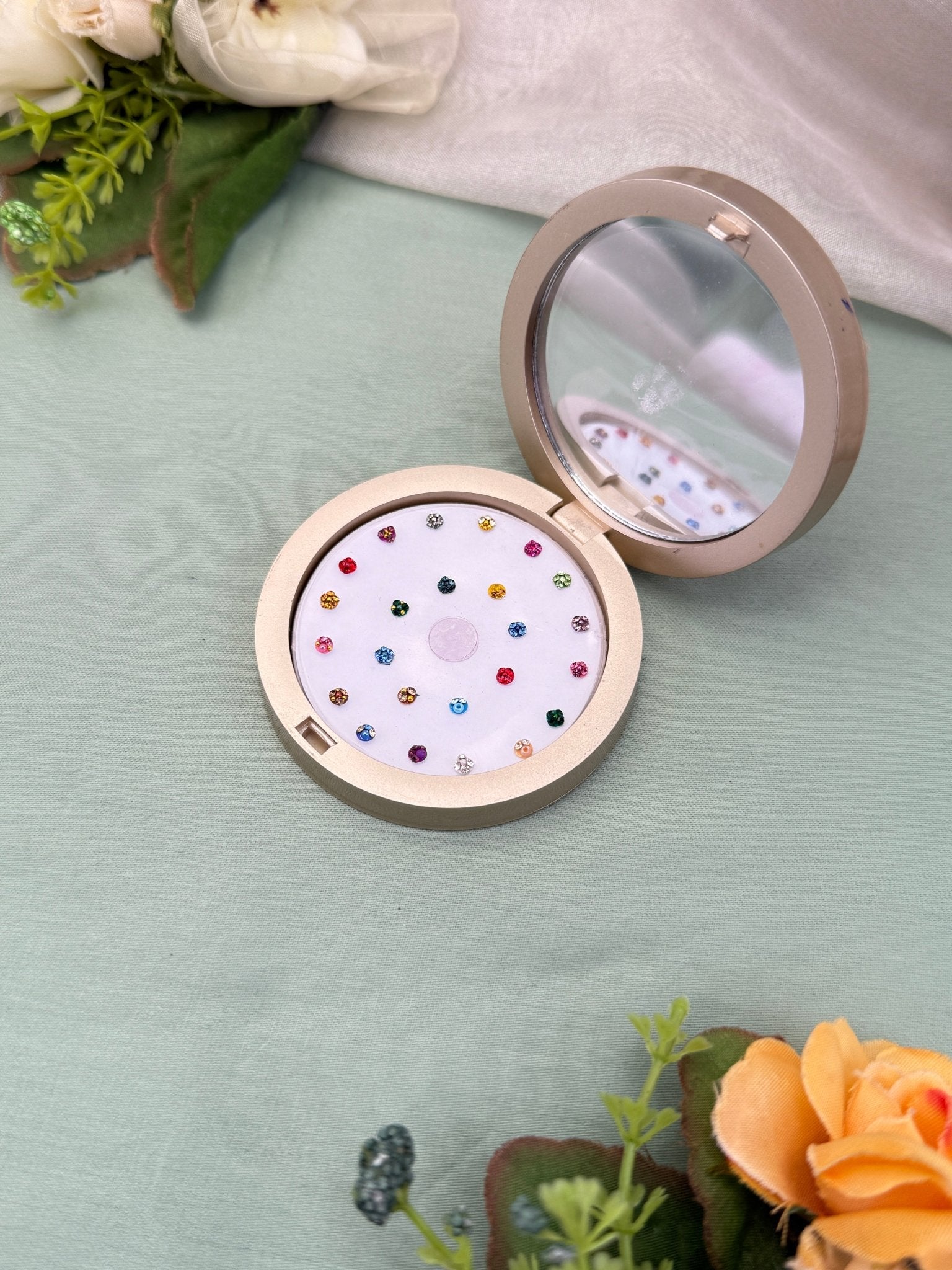 Luxurious Grand Bindi Box 514 - Mahilas