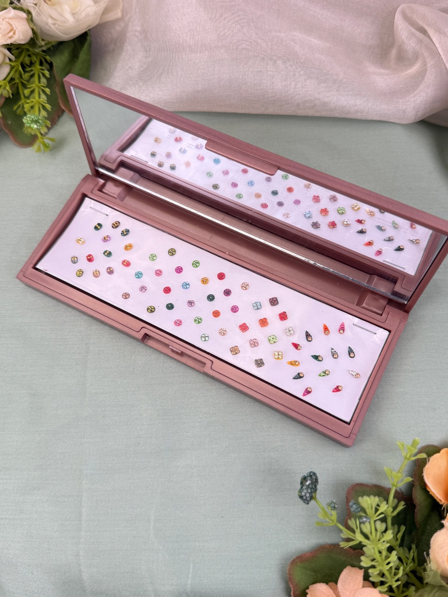 Luxurious Grand Bindi Box 597 - Mahilas