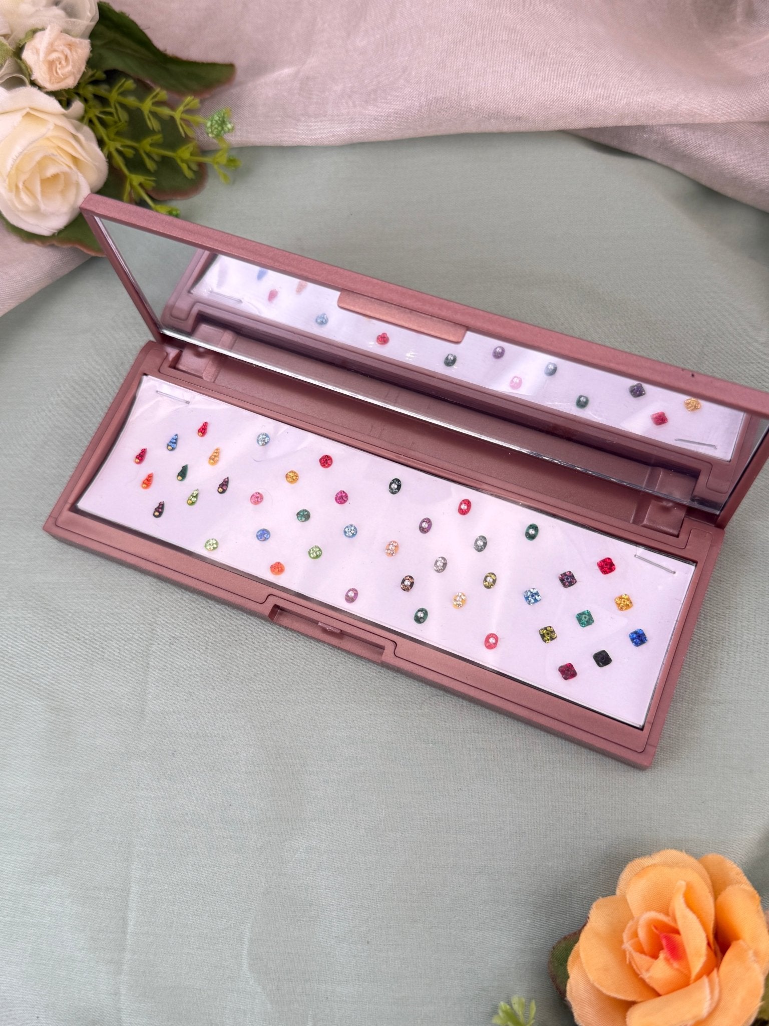 Luxurious Grand Bindi Box 637 - Mahilas