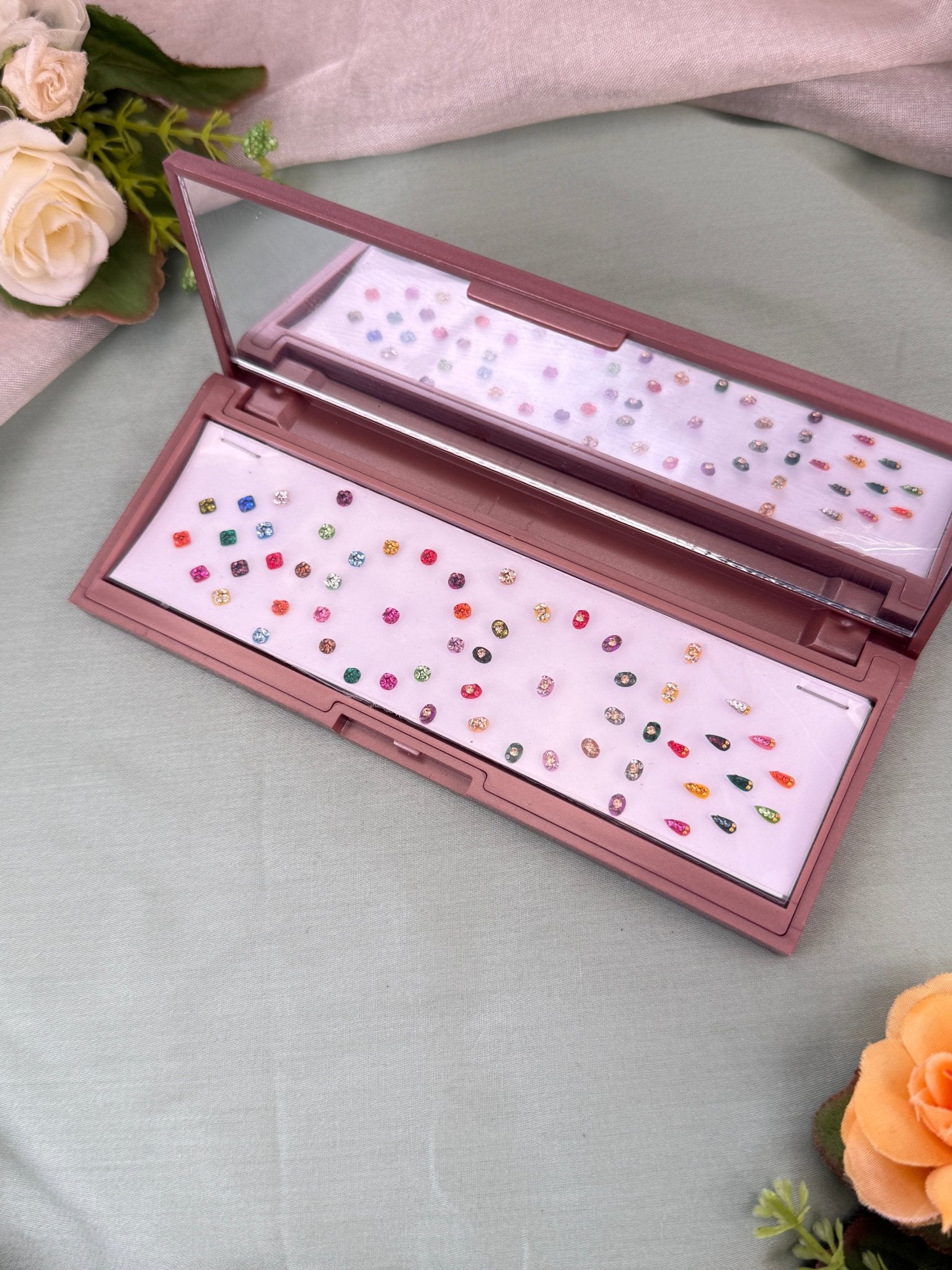 Luxurious Grand Bindi Box 641 - Mahilas