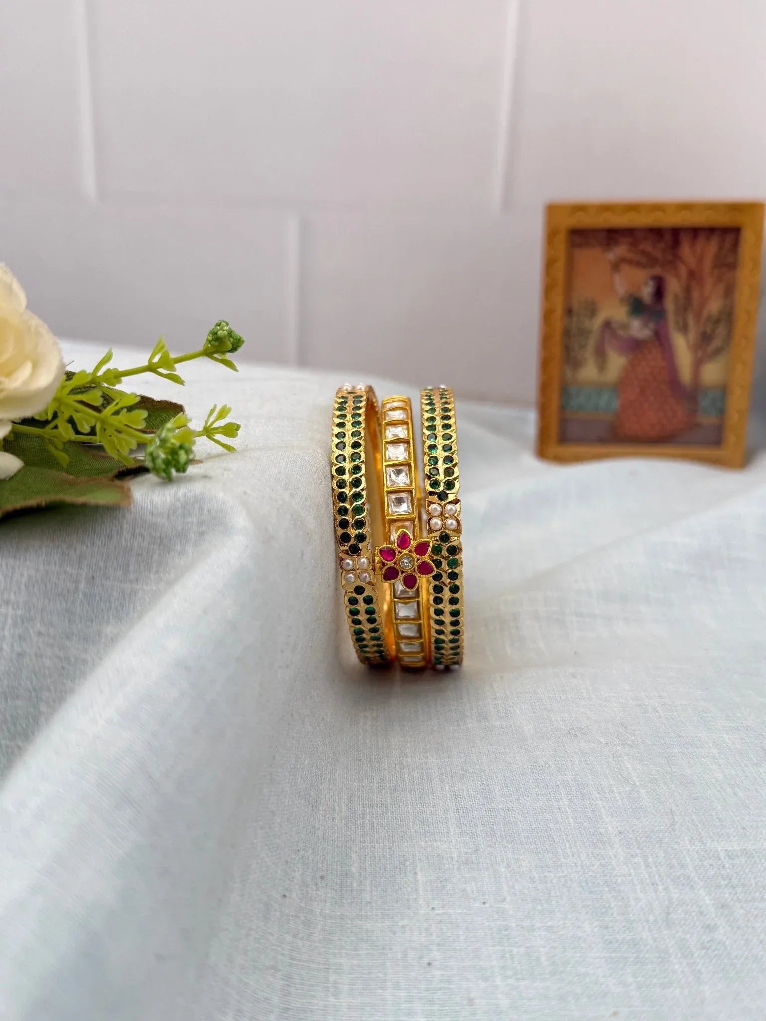 Luxurious Green Swarna & Jadau Kundan Bangle Set 5253 - Mahilas