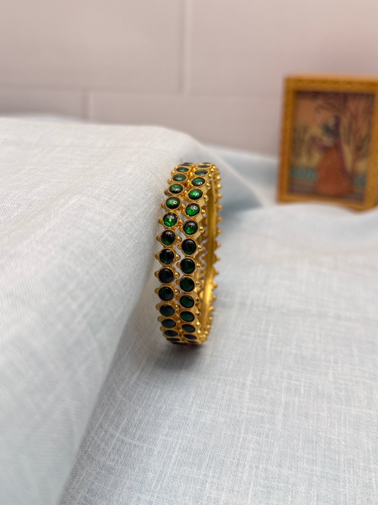 Luxurious Jadau Kundan Bangles 1137 - Mahilas