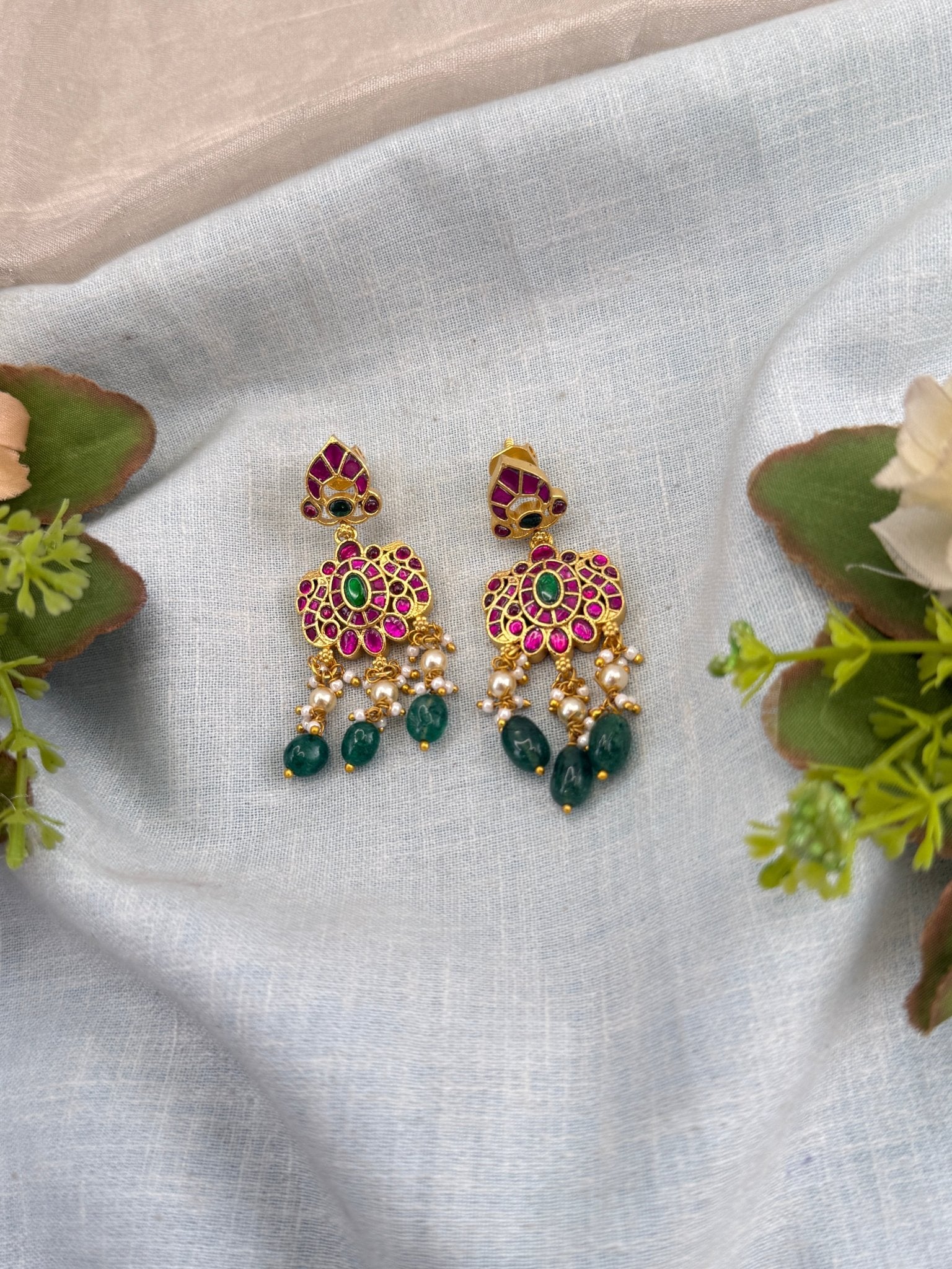 Luxurious Jadau Kundan Earrings 0629 - Mahilas