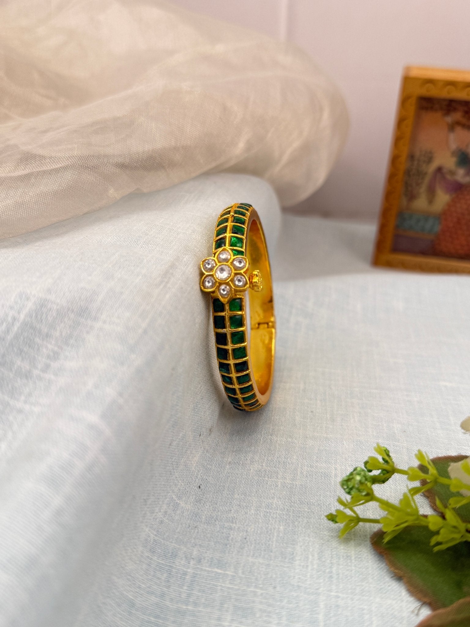 Luxurious Jadau Kundan Kada Bangle Design 1098 - 5 Colors (Single) - Mahilas