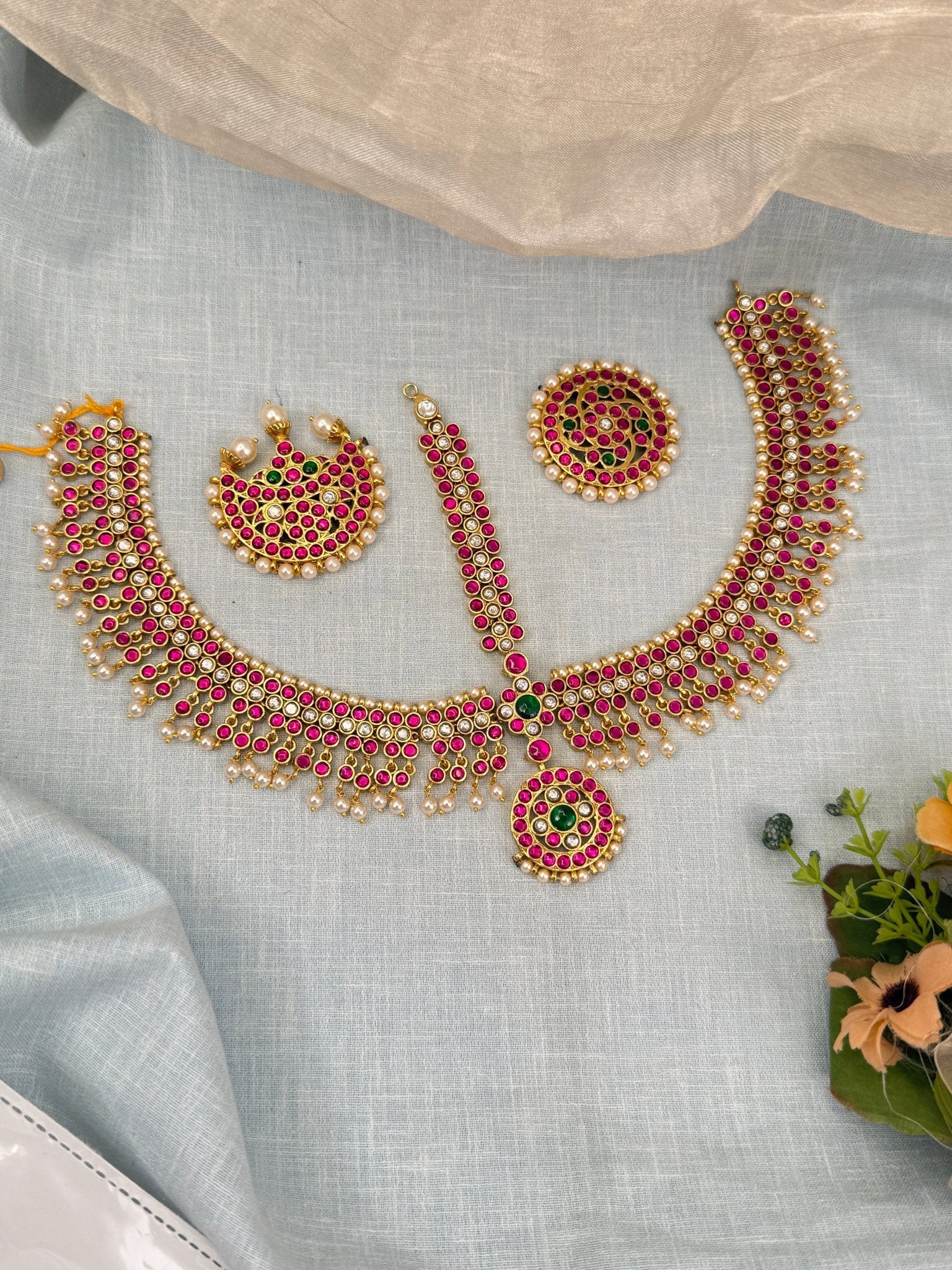 Luxurious Jadau Kundan Maang Tikka Set 228 - Mahilas