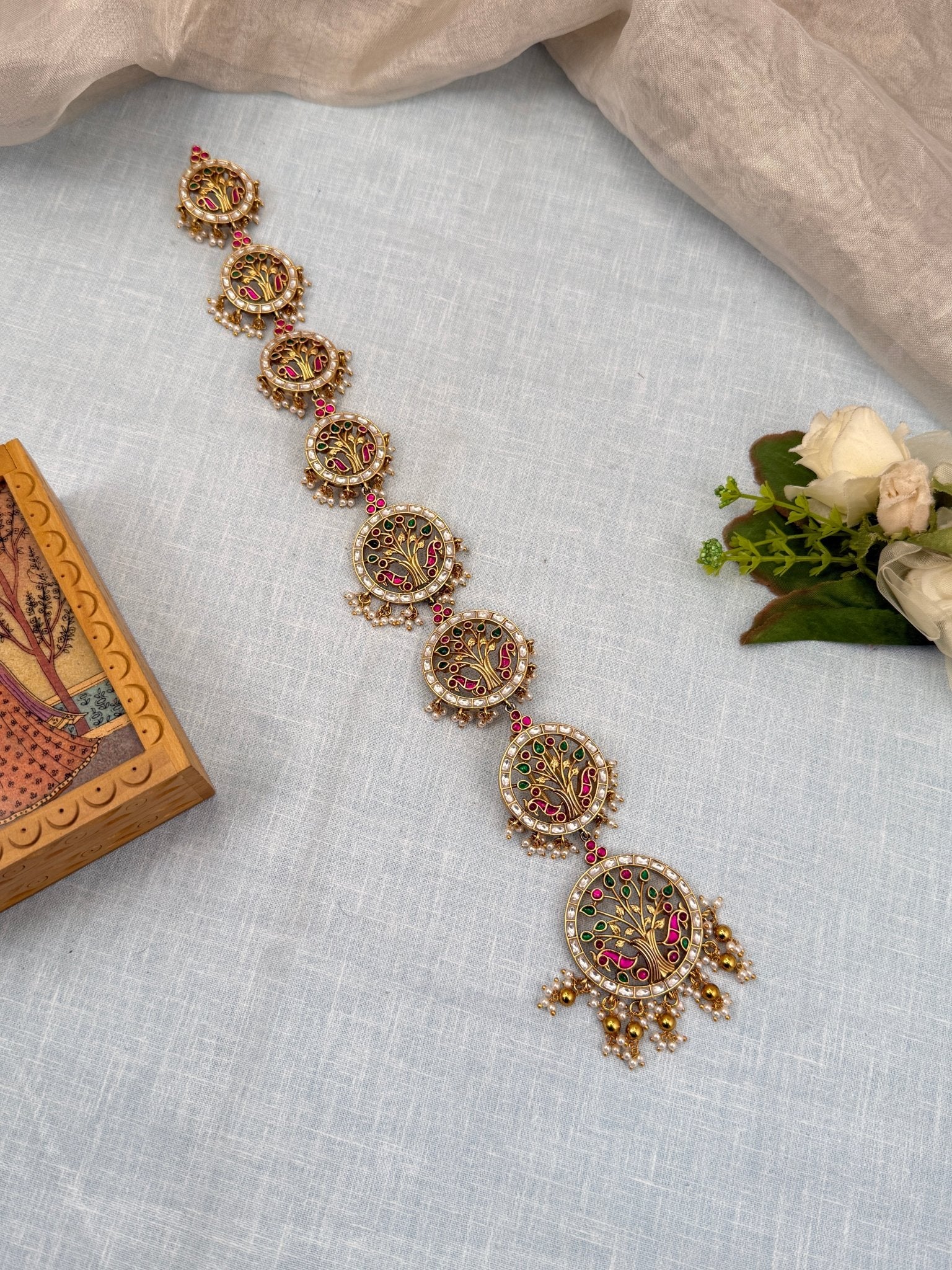 Luxurious Jadau Kundan Mid Long Jadebille 324 - Mahilas