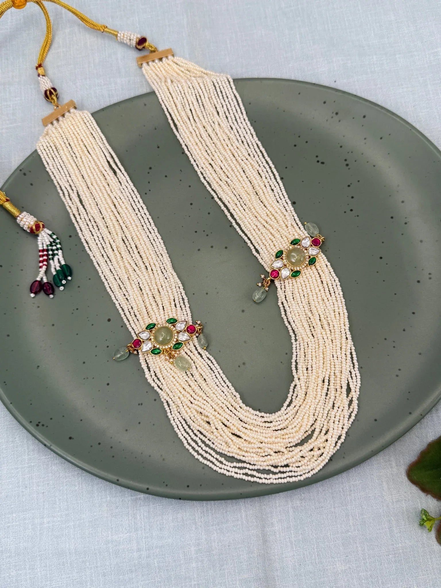 Luxurious Jadau Kundan Pearl Layer Royal Necklace Set 599 - Mahilas