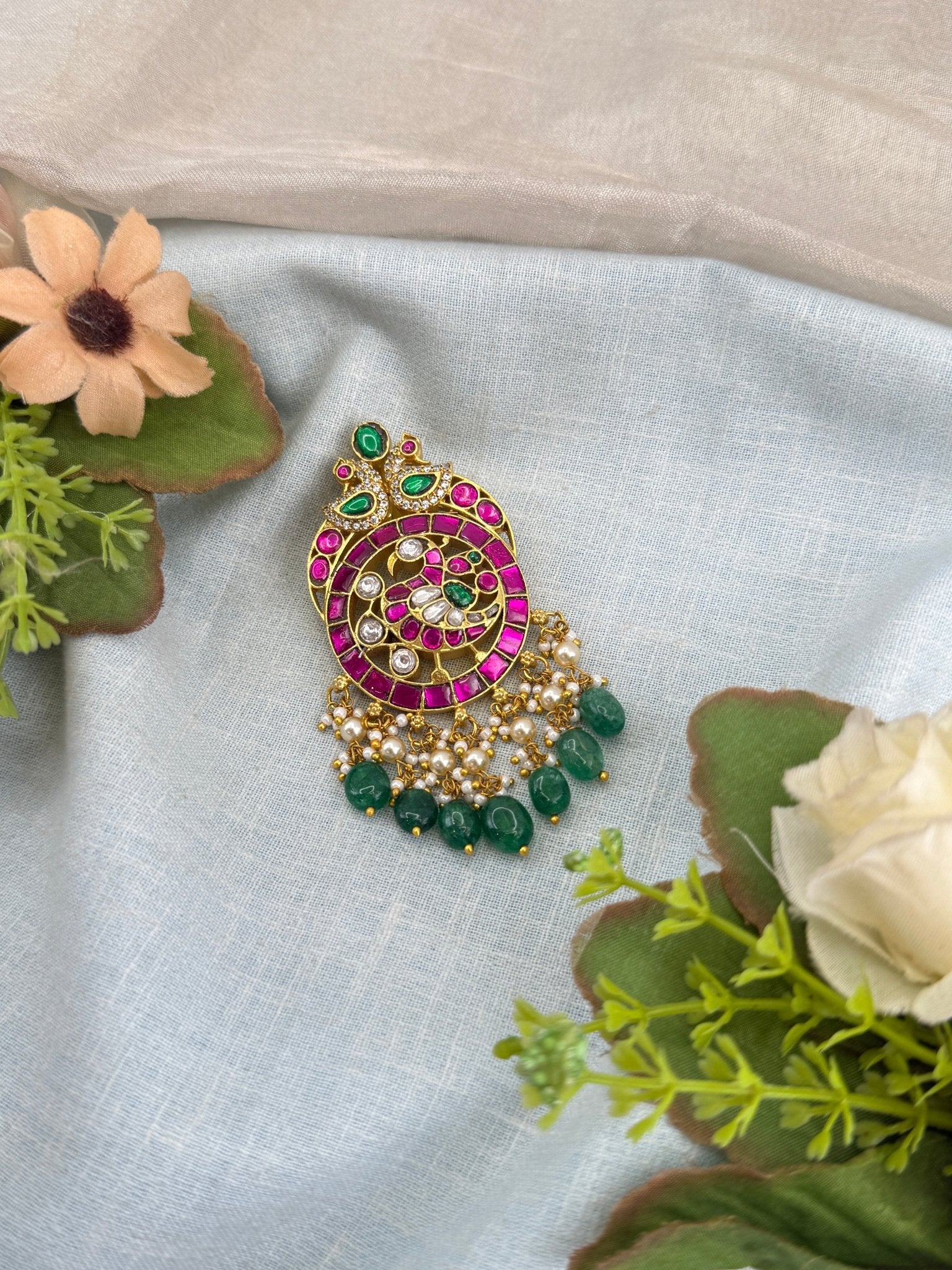 Luxurious Jadau Kundan Pendant 369 - Mahilas