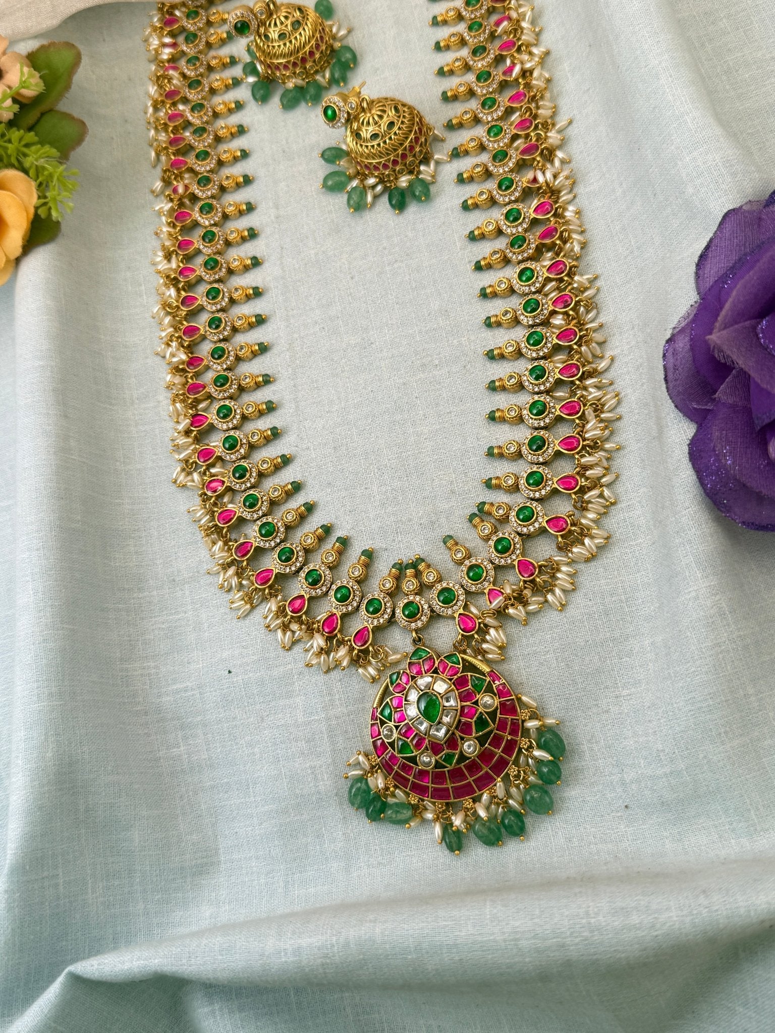 Luxurious Jadau Kundan Pendant Long Necklace Set 0996 - Mahilas
