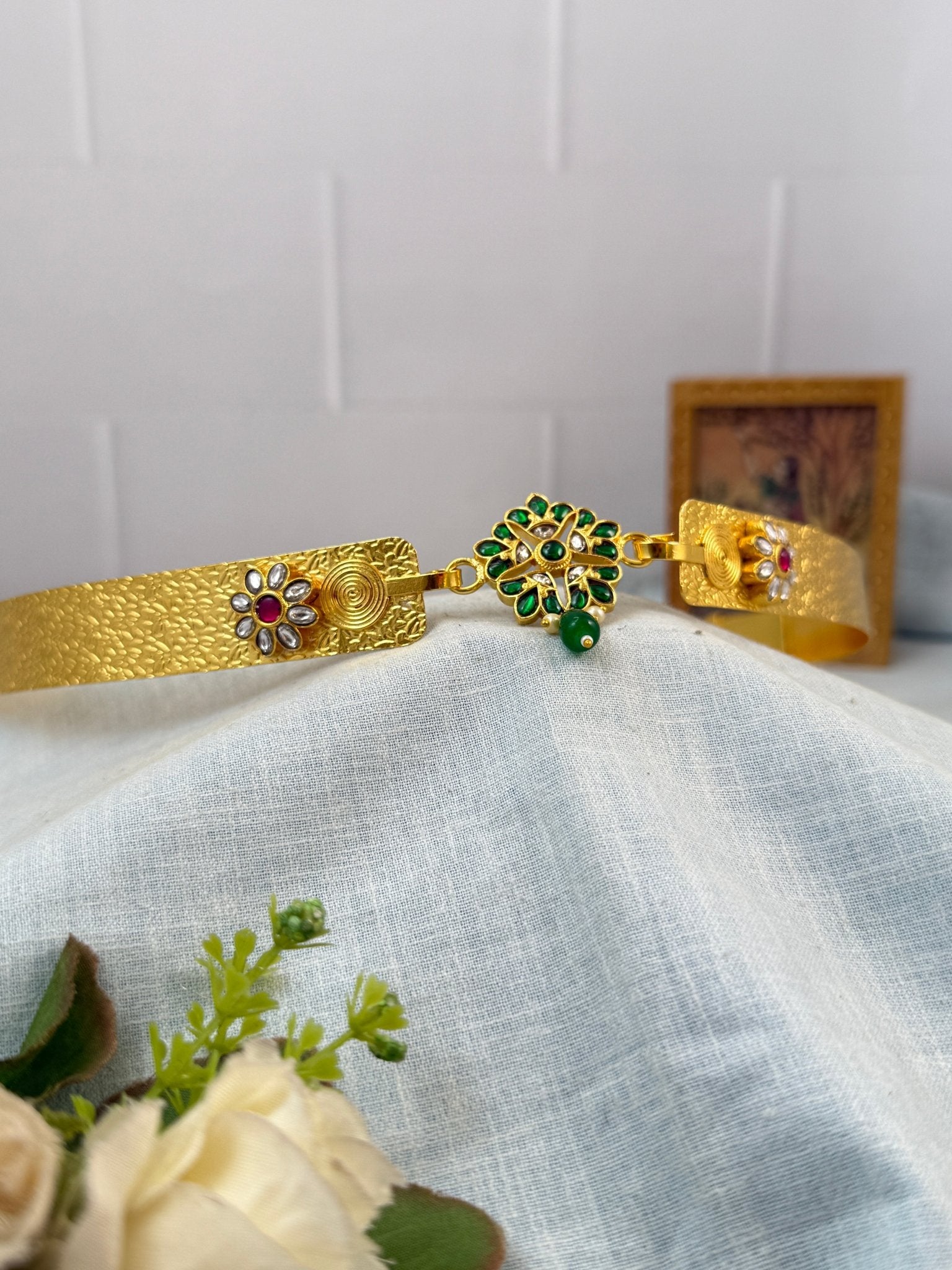 Luxurious Jadau Kundan Pendant Vaddanam Hip Belt 8013 - Mahilas