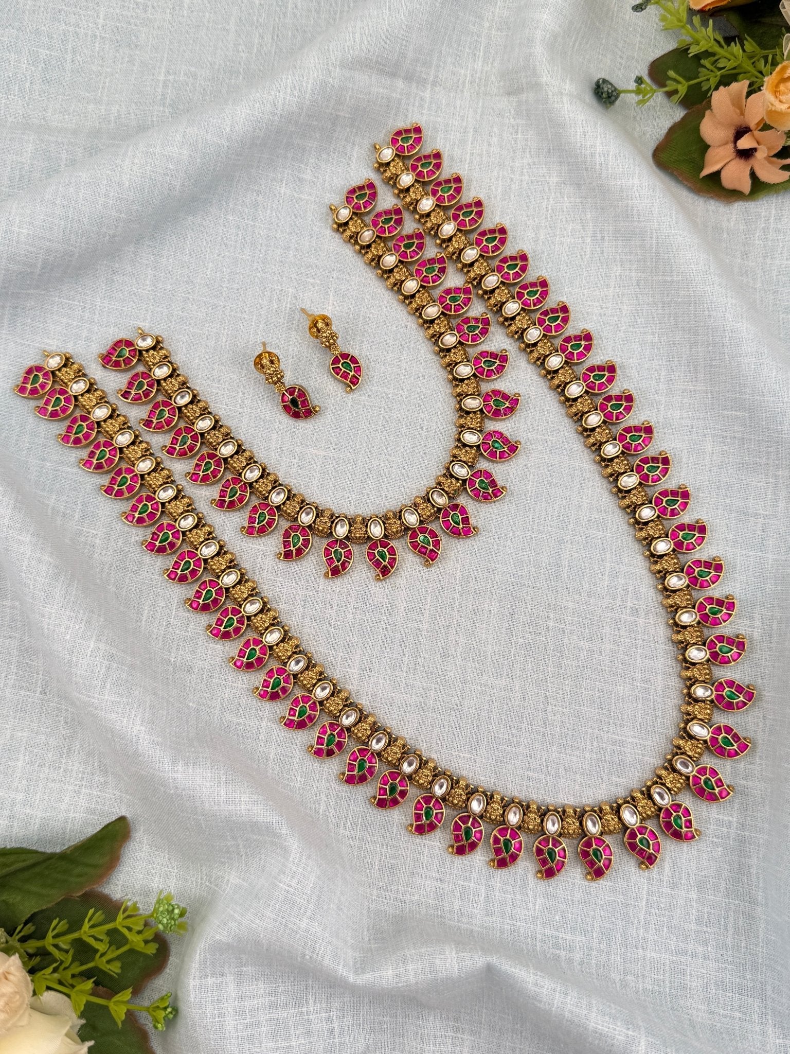 Luxurious Jadau Kundan Semi Bridal Necklace Set 481 - Mahilas