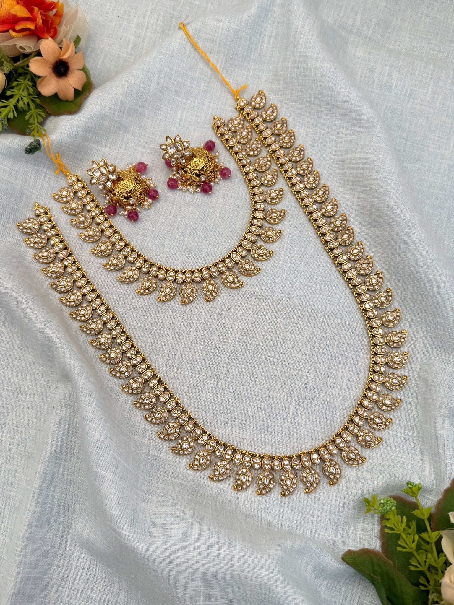 Luxurious Jadau Kundan Semi Bridal Necklace Set 497 - Mahilas