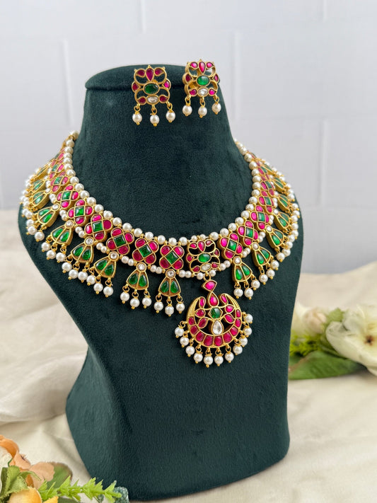 Luxurious Jadau Kundan Short Necklace Set 539 - Mahilas