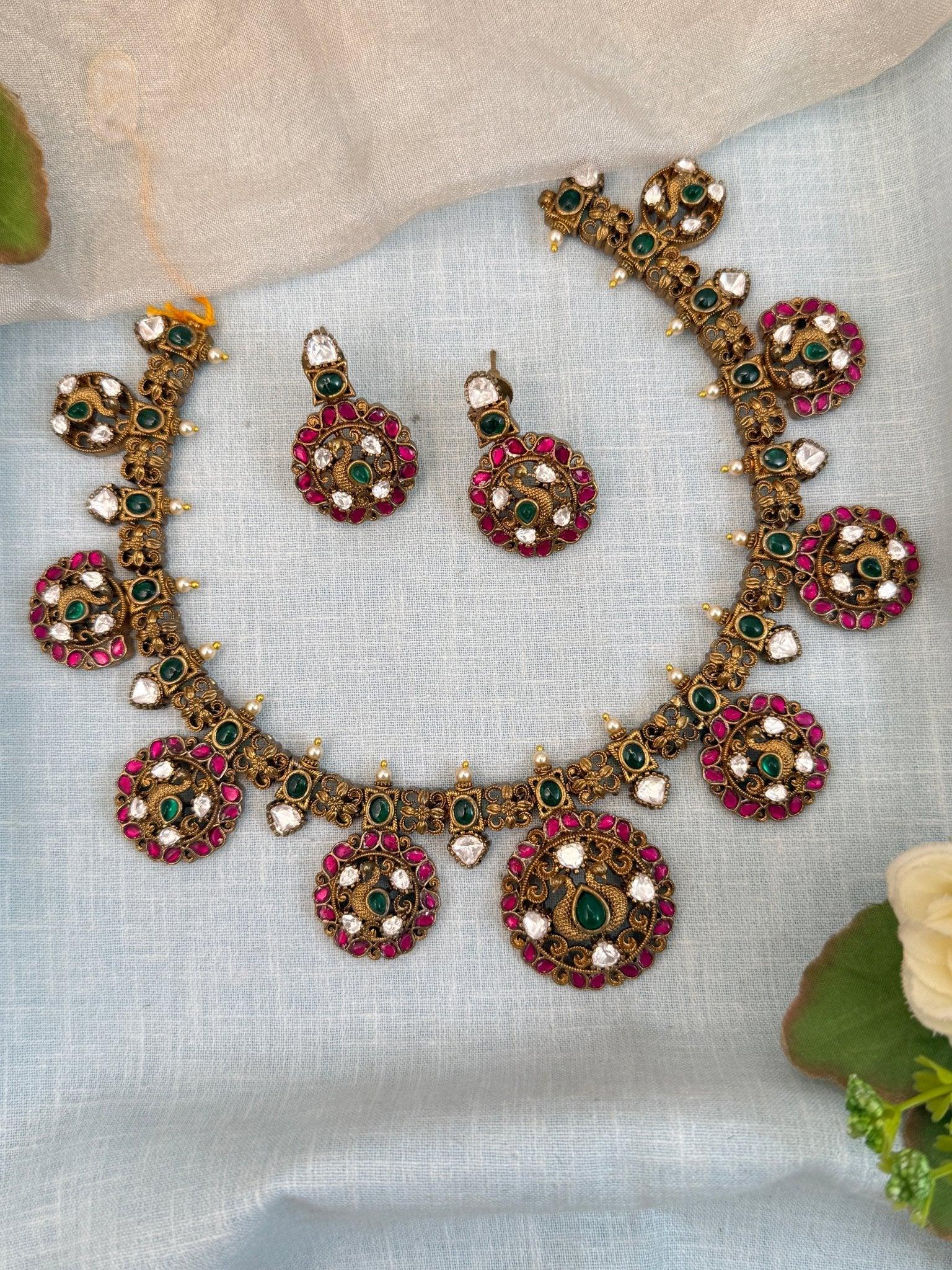 Luxurious Jadau Kundan Short Necklace Set 567 - Mahilas