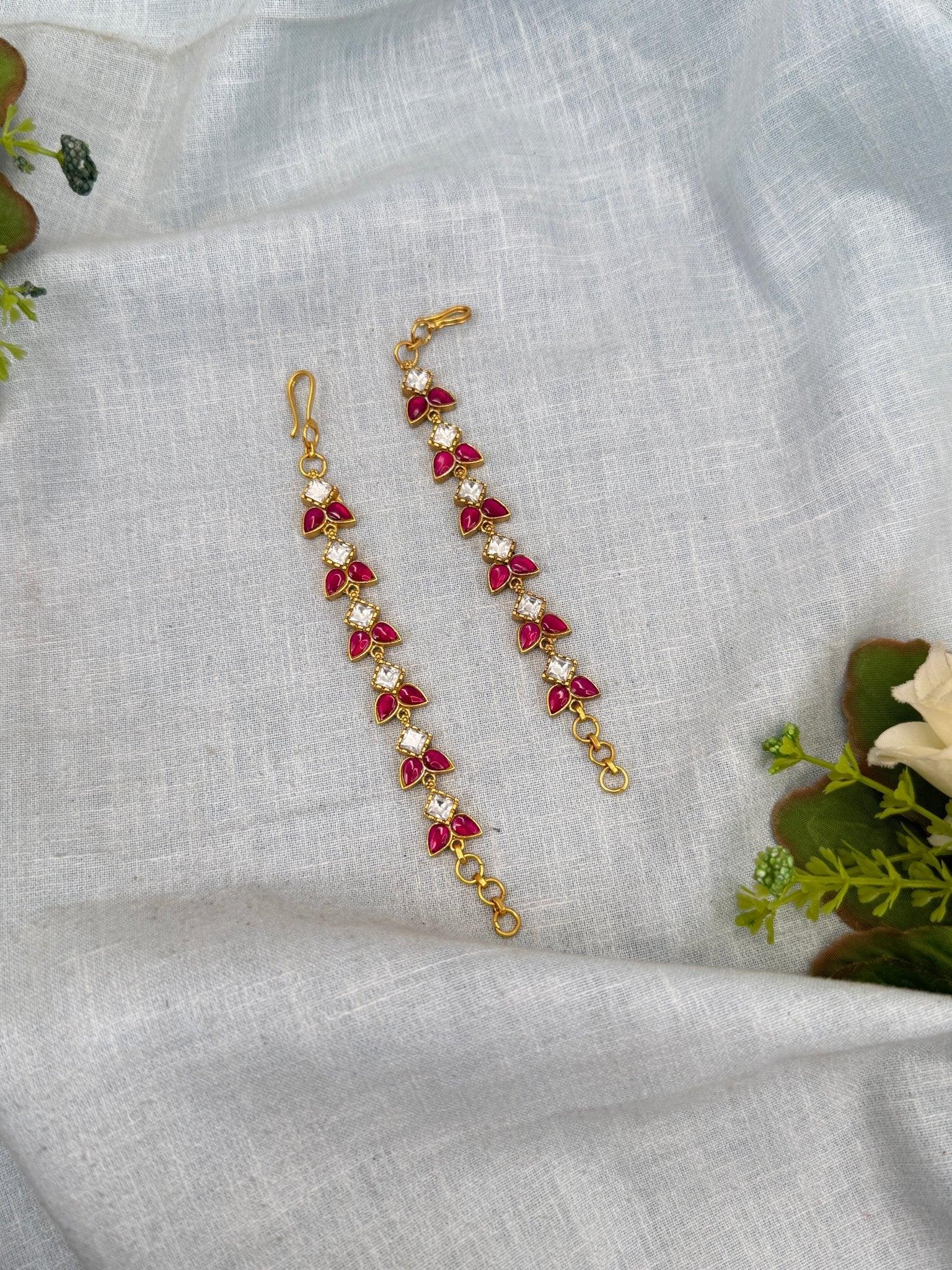 Luxurious Jadau Kundan Straight Maatal Earchain 328 - Mahilas