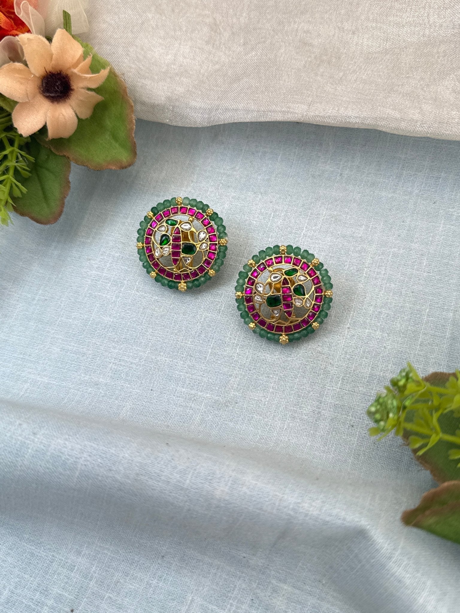 Luxurious Jadau Kundan Stud Earrings 0584 - Mahilas