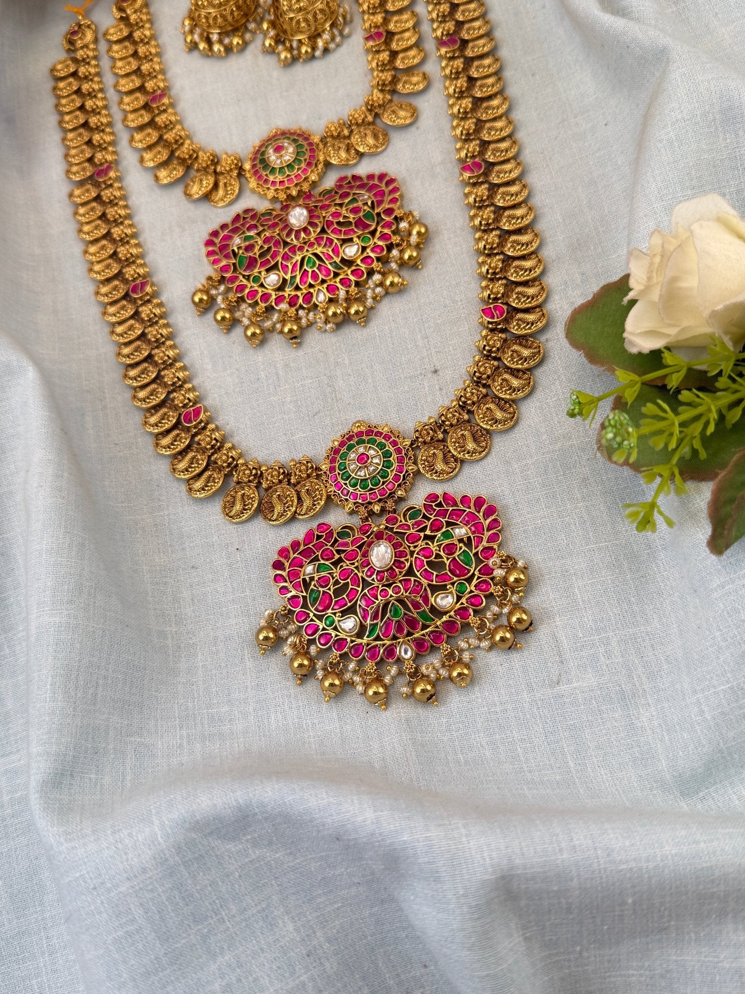 Luxurious Jadau Pendant Kaasu Bridal Necklace Set 0863 - Mahilas