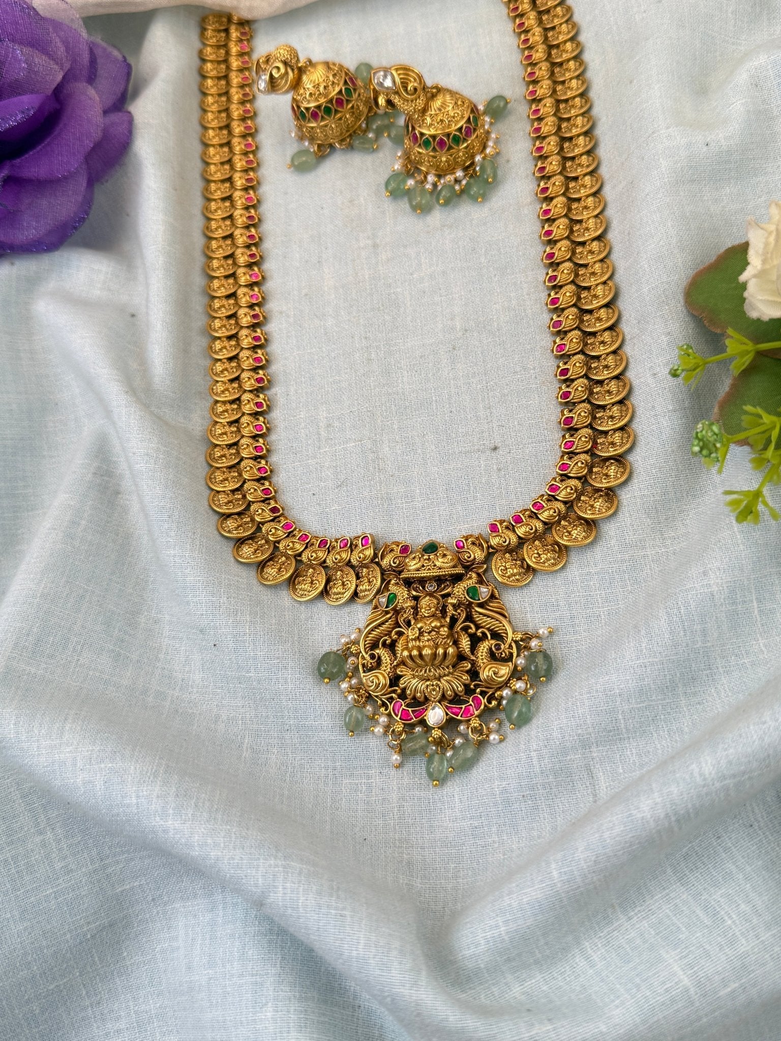 Luxurious Jadau Pendant Kaasu Long Necklace Set 0866 - Mahilas