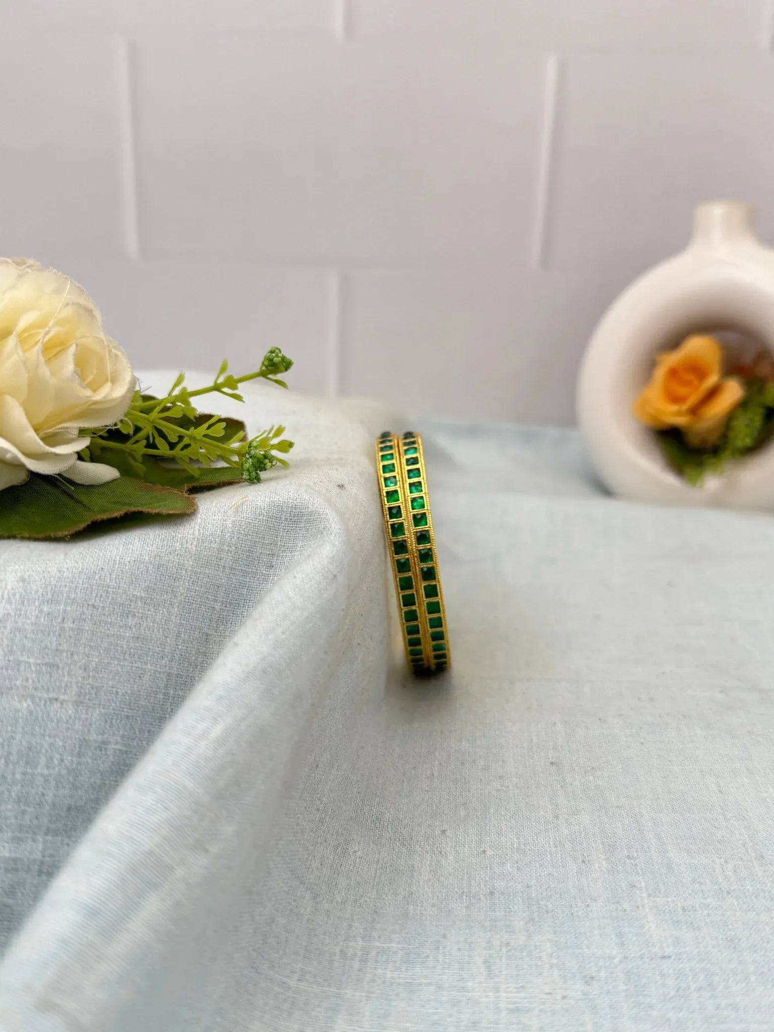 Luxurious Jadau Square Stone Bangles 1154 - 2 Colors - Mahilas