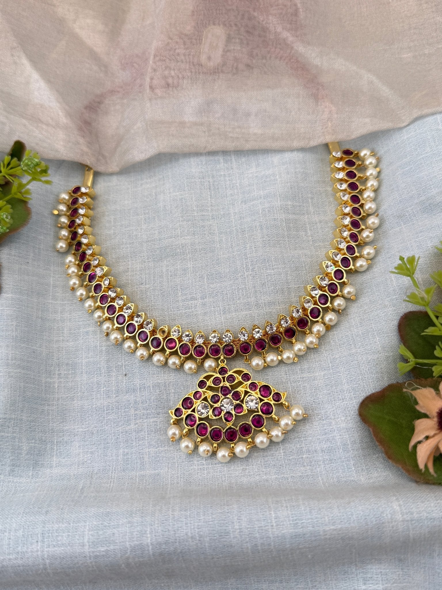 Luxurious Kemp Temple Grand Short Necklace 150 - Mahilas