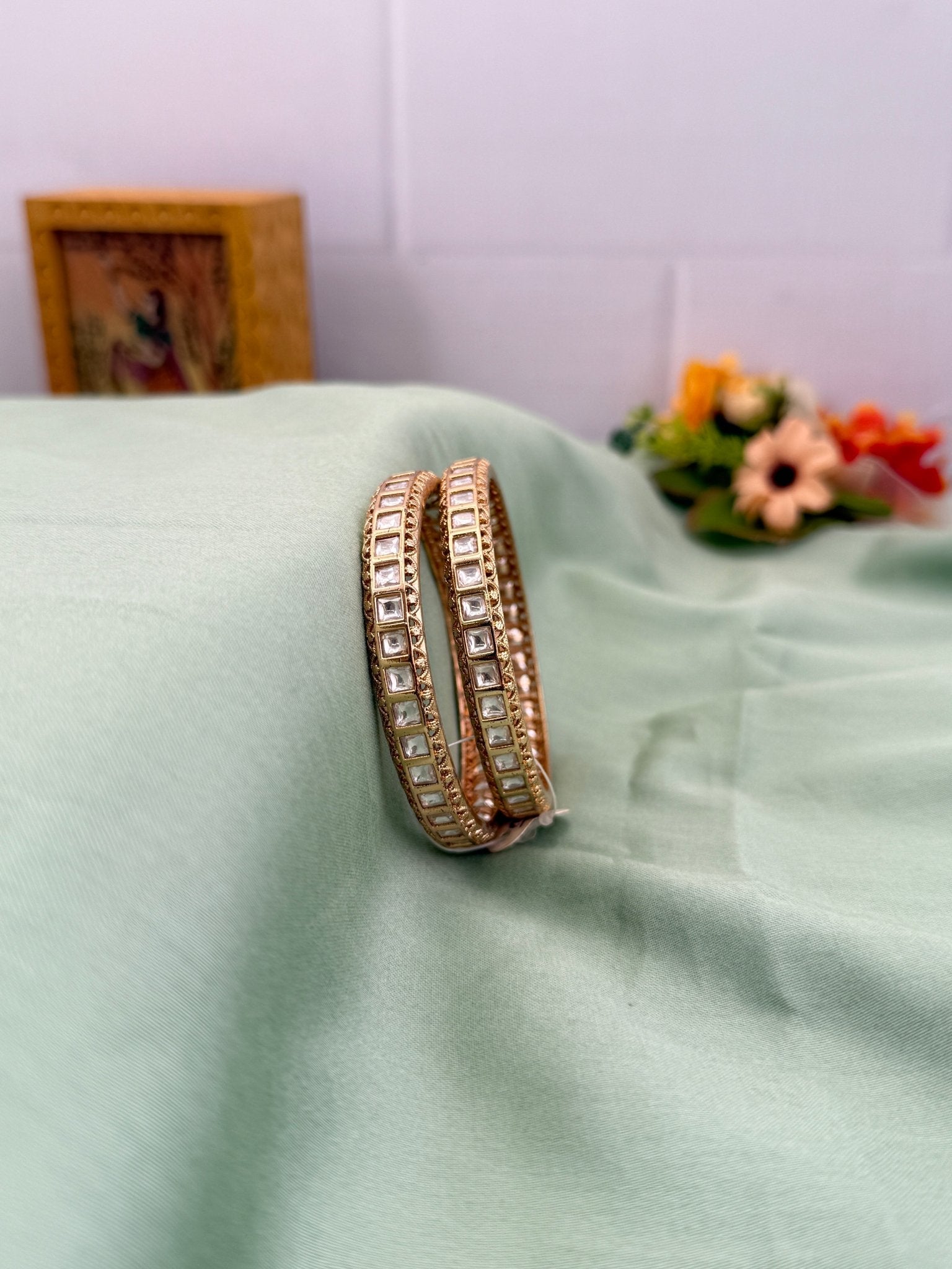 Luxurious Kundan Bangles 1148 - Mahilas