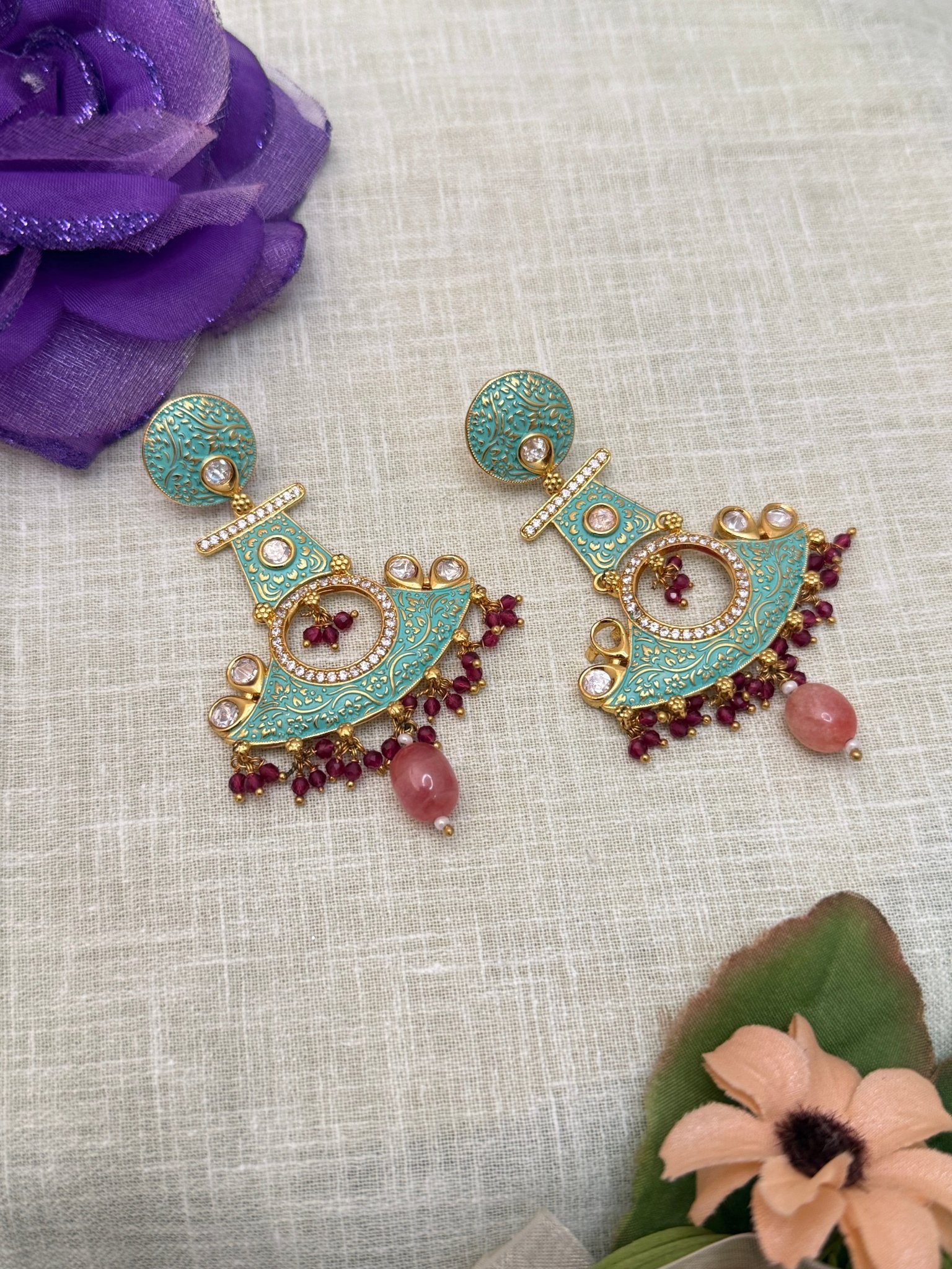 Luxurious Kundan Earrings 1194 - Mahilas