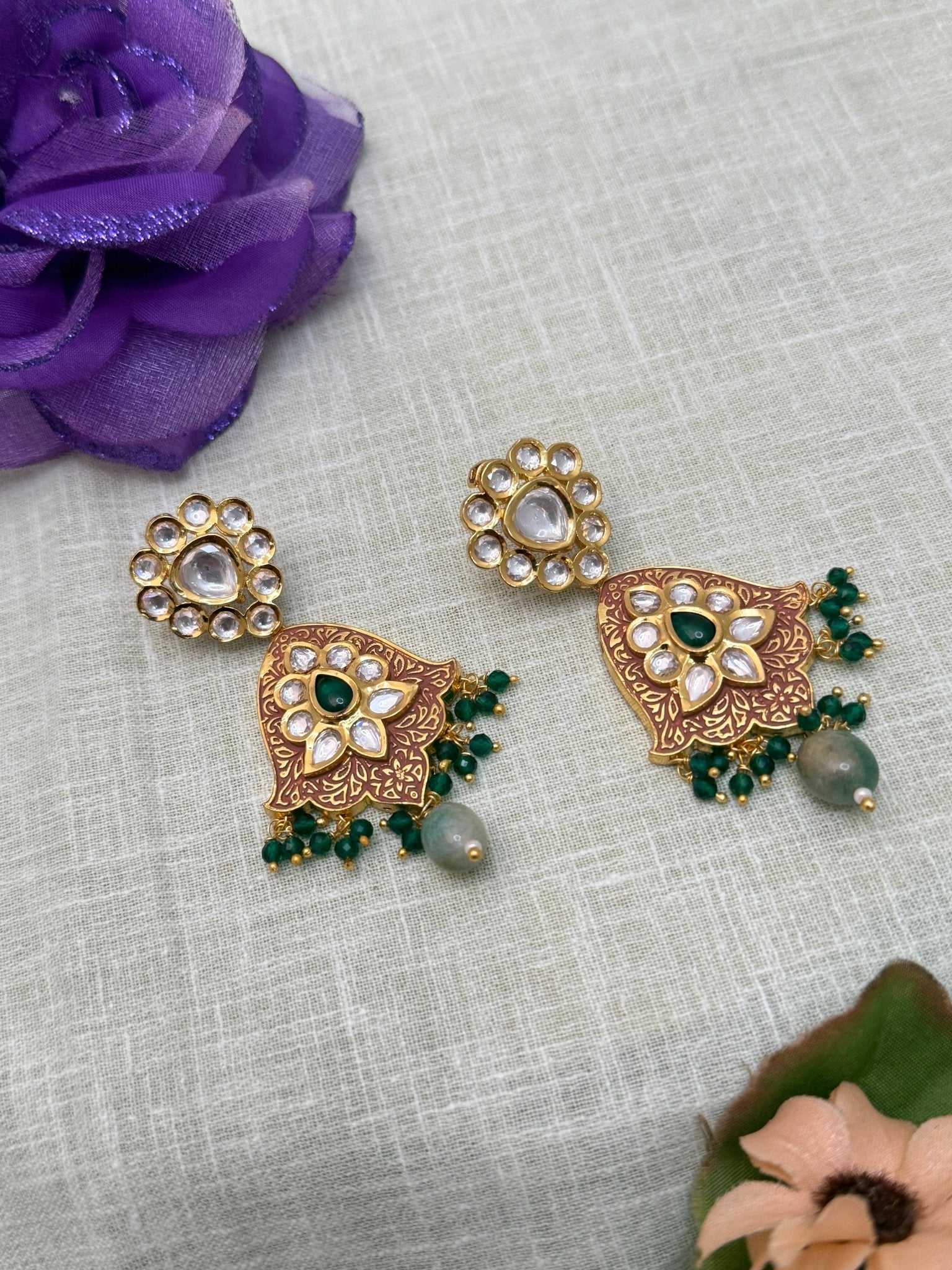 Luxurious Kundan Earrings 1197 - Mahilas