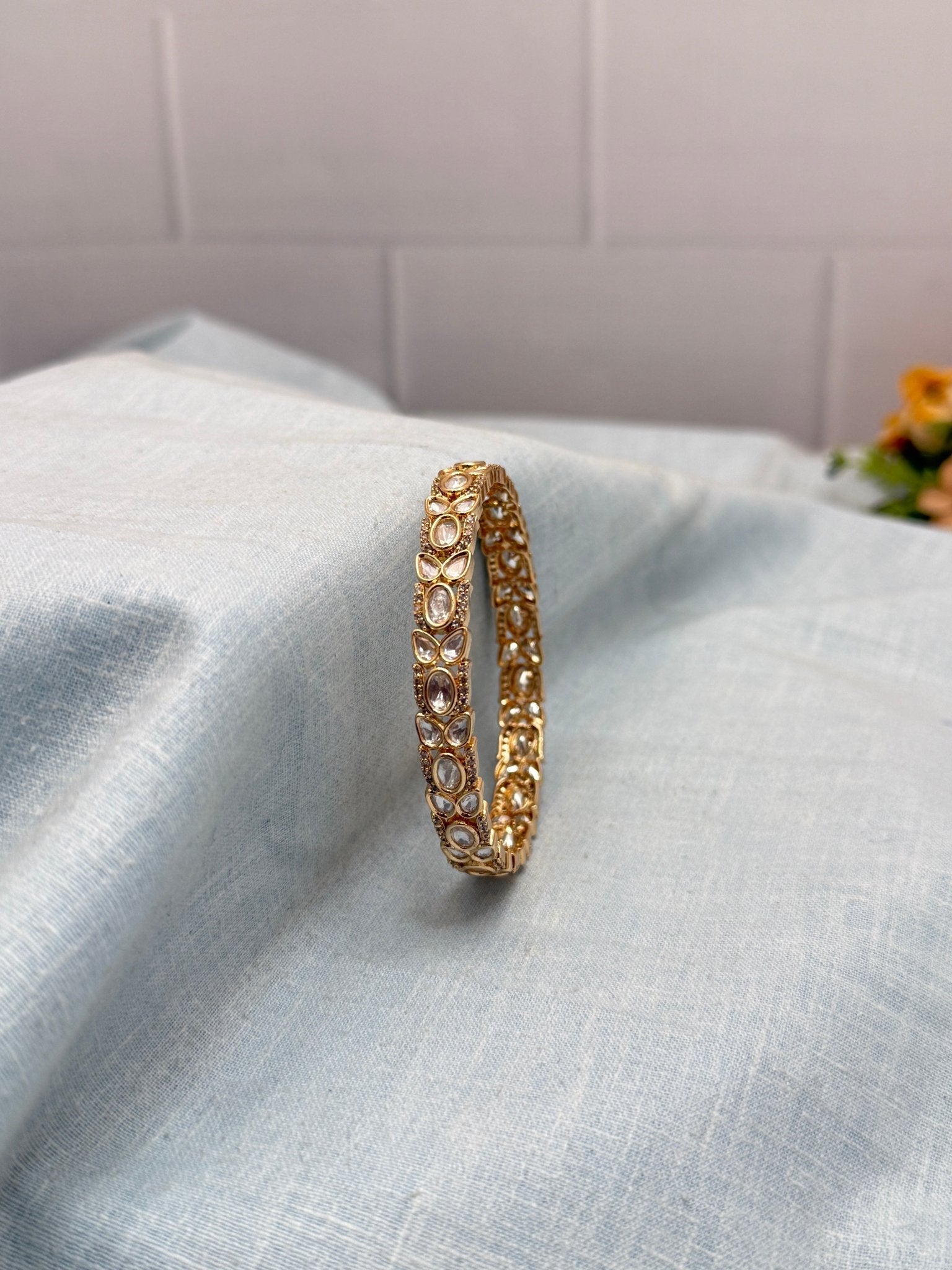 Luxurious Kundan Kada Bangle 1133 - Mahilas