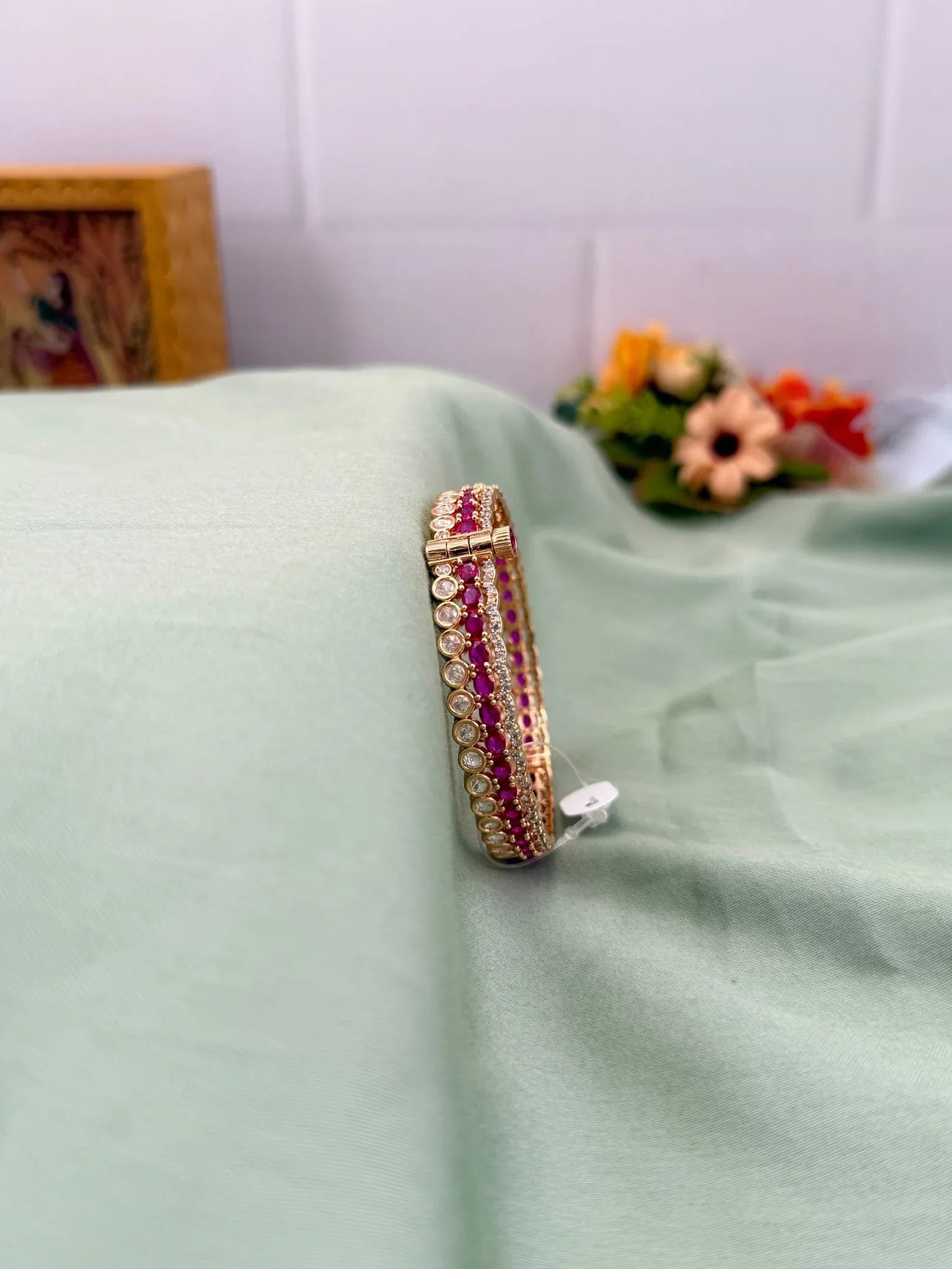 Luxurious Kundan Kada Bangle 1143 - Mahilas