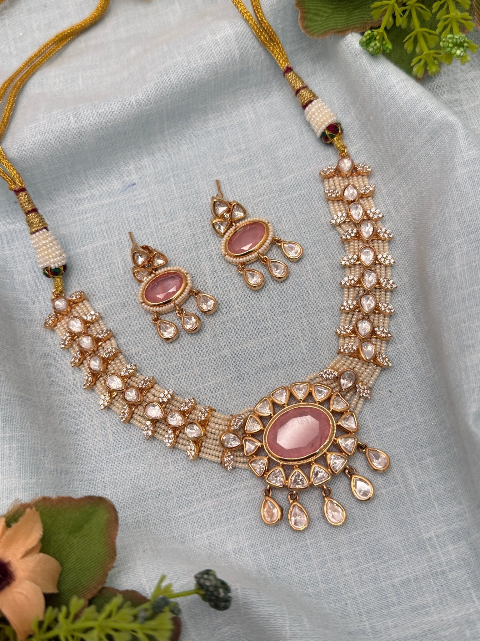 Luxurious Kundan Necklace Set 446 - Mahilas