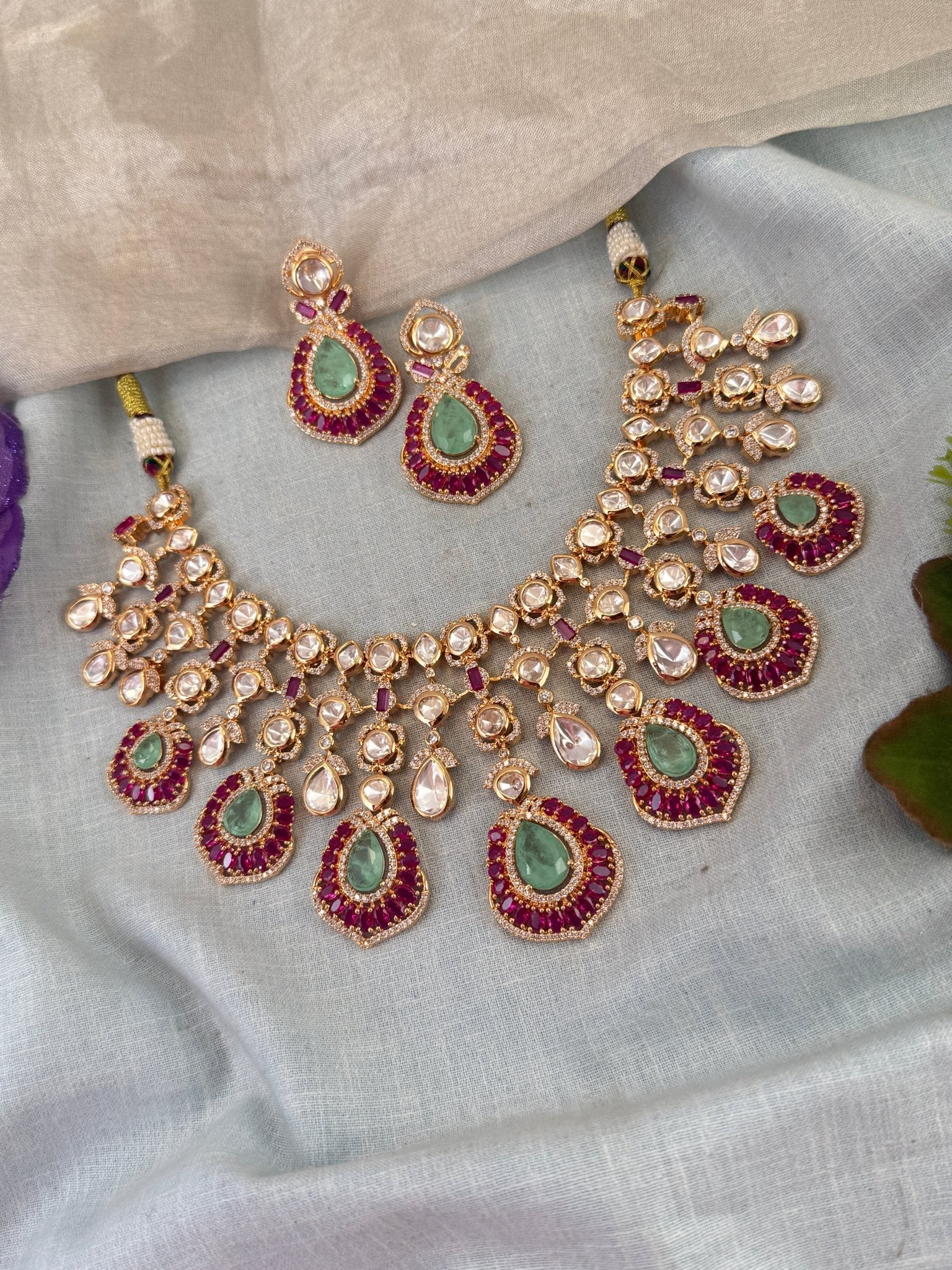 Luxurious Kundan Ruby Choker Short Necklace Set 0721 - Mahilas