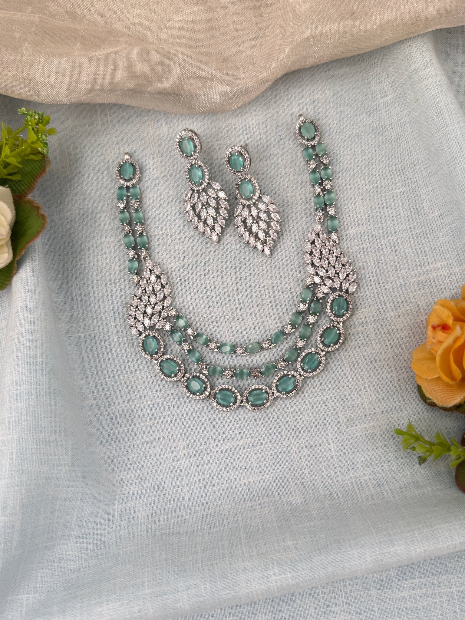 Luxurious Layer Stone Short Necklace Set 608 - Mahilas