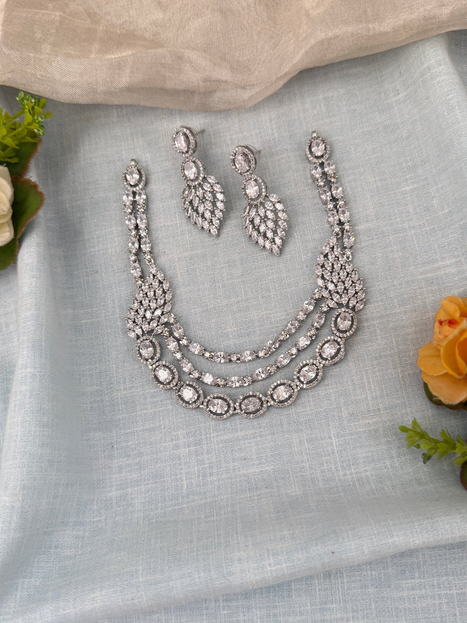 Luxurious Layer Stone Short Necklace Set 610 - Mahilas