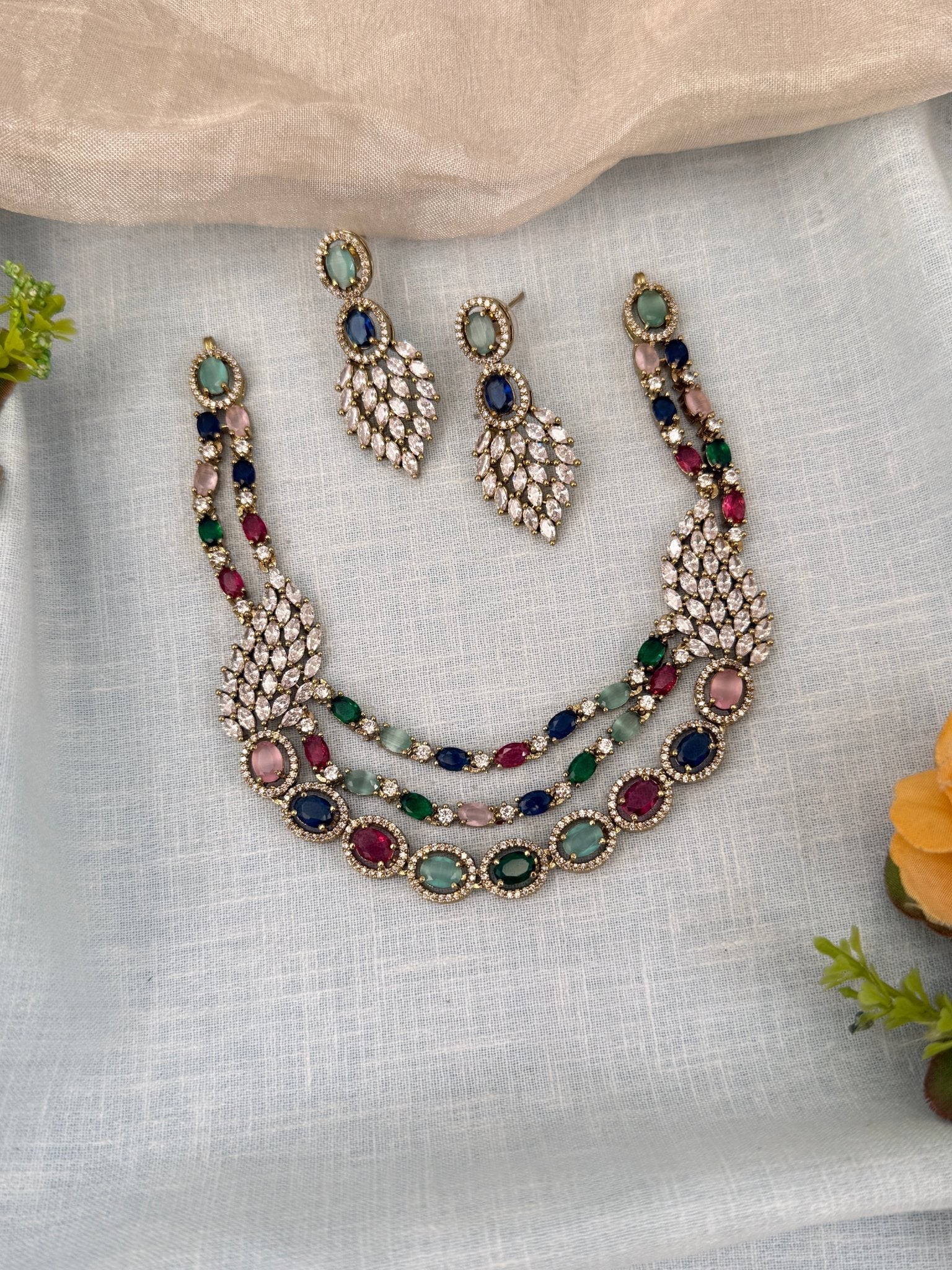 Luxurious Layer Victorian Stone Short Necklace Set 604 - Mahilas