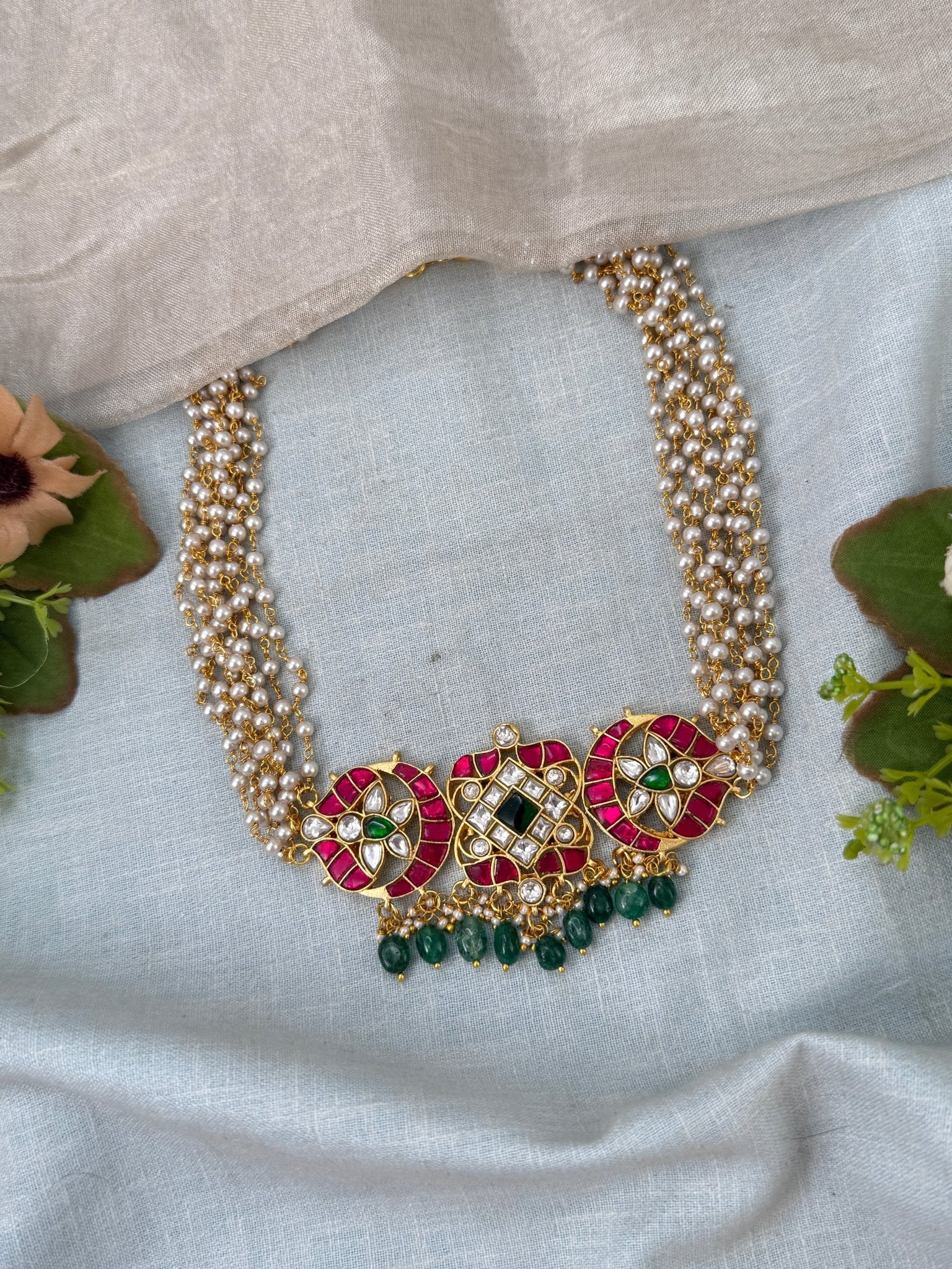 Luxurious Layered Beads Pendant Short Necklace Set 0987 - Mahilas