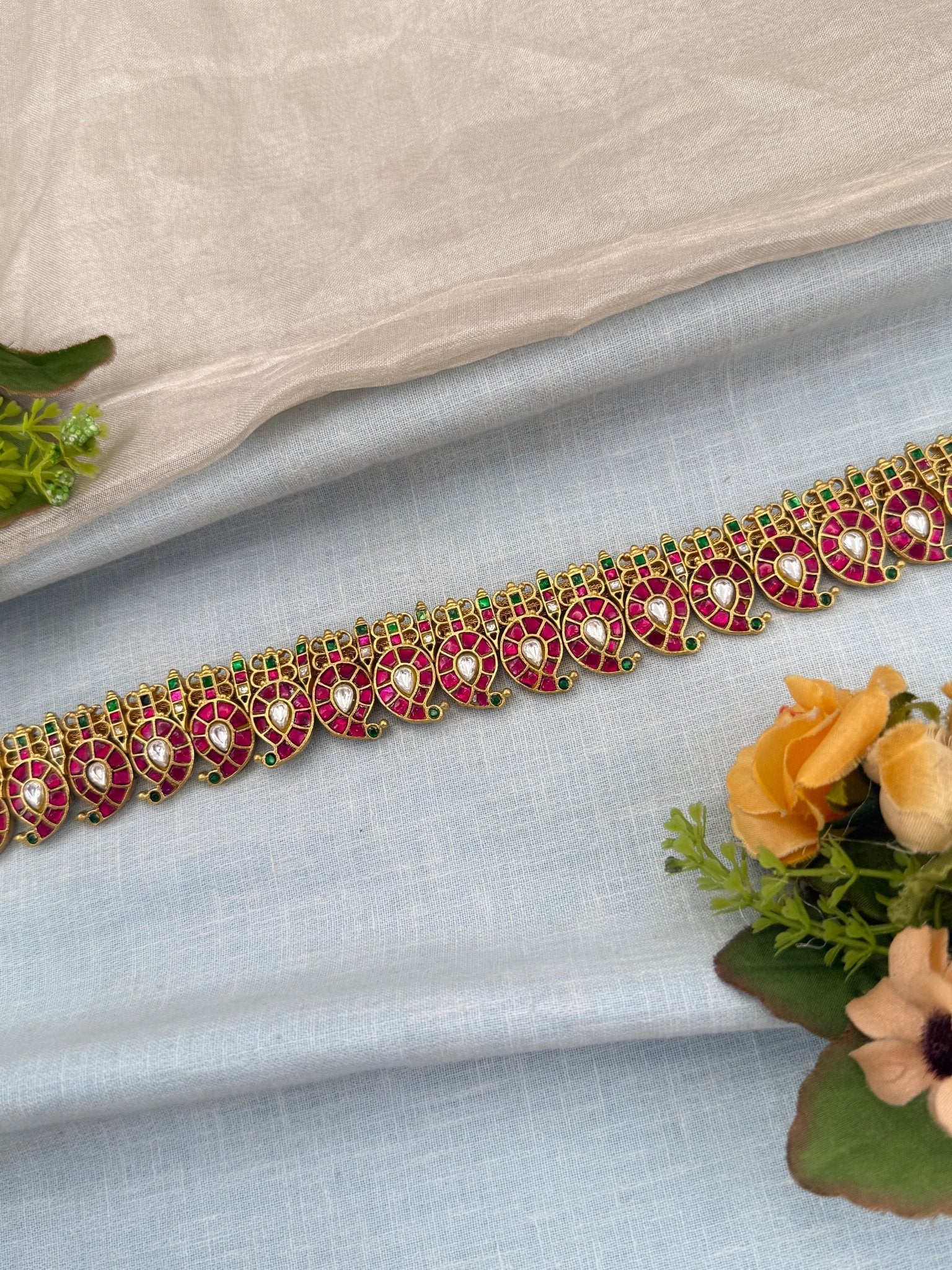 Luxurious Mango Jadau Kundan Vaddanam Kamarbandh 8002 - Mahilas