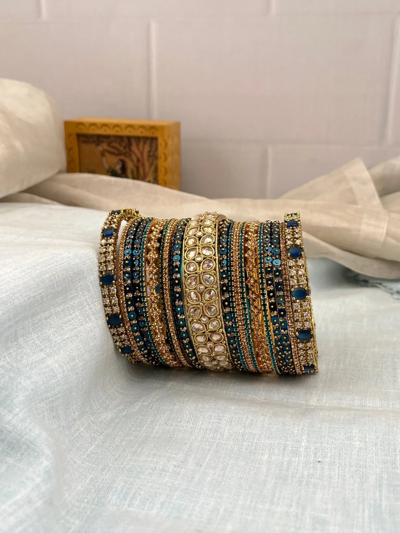 Luxurious Peacock Blue Glass & Stone Polki Bangle Set 5197 - Mahilas