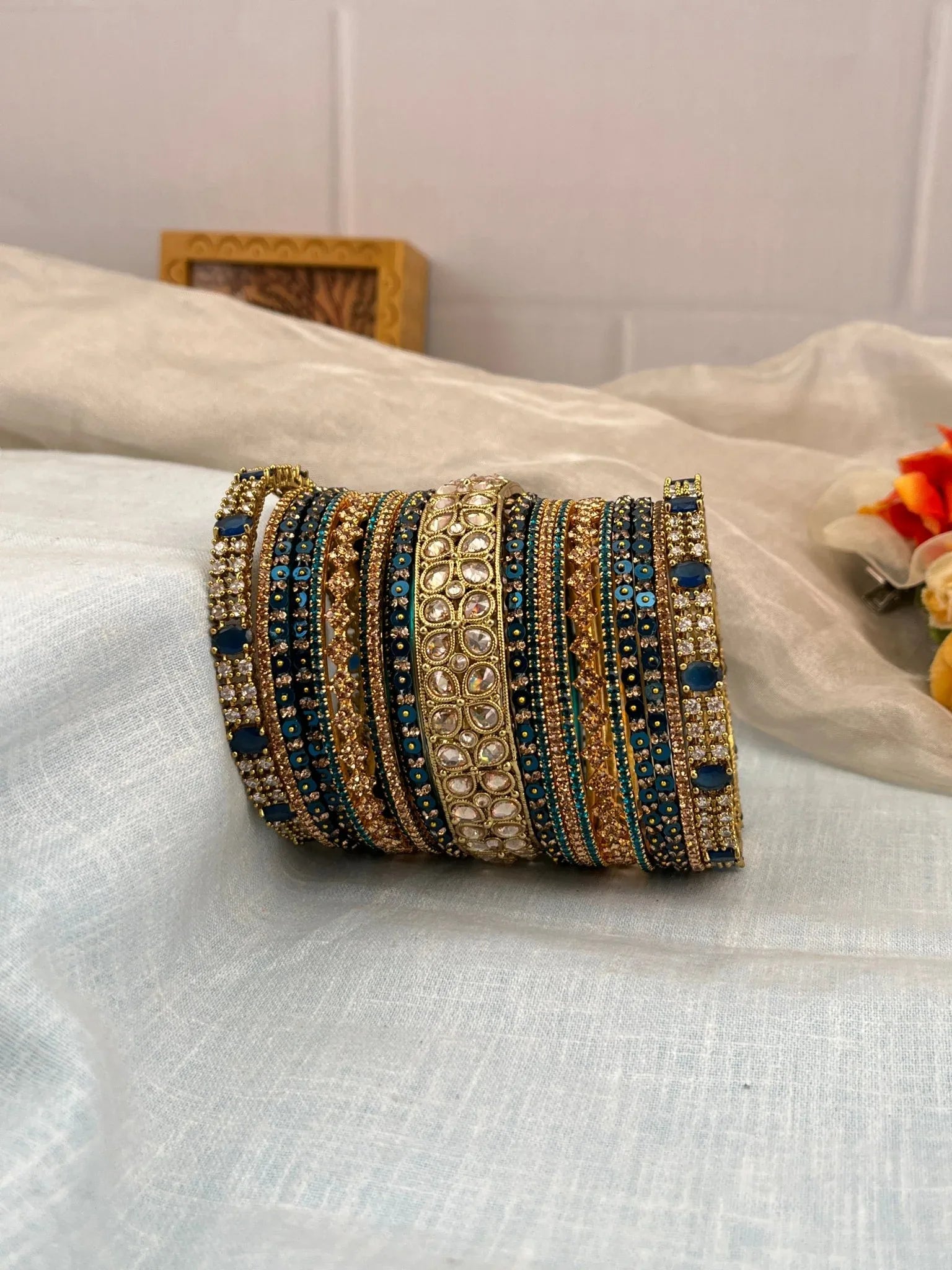 Luxurious Peacock Blue Glass & Stone Polki Bangle Set 5197 - Mahilas