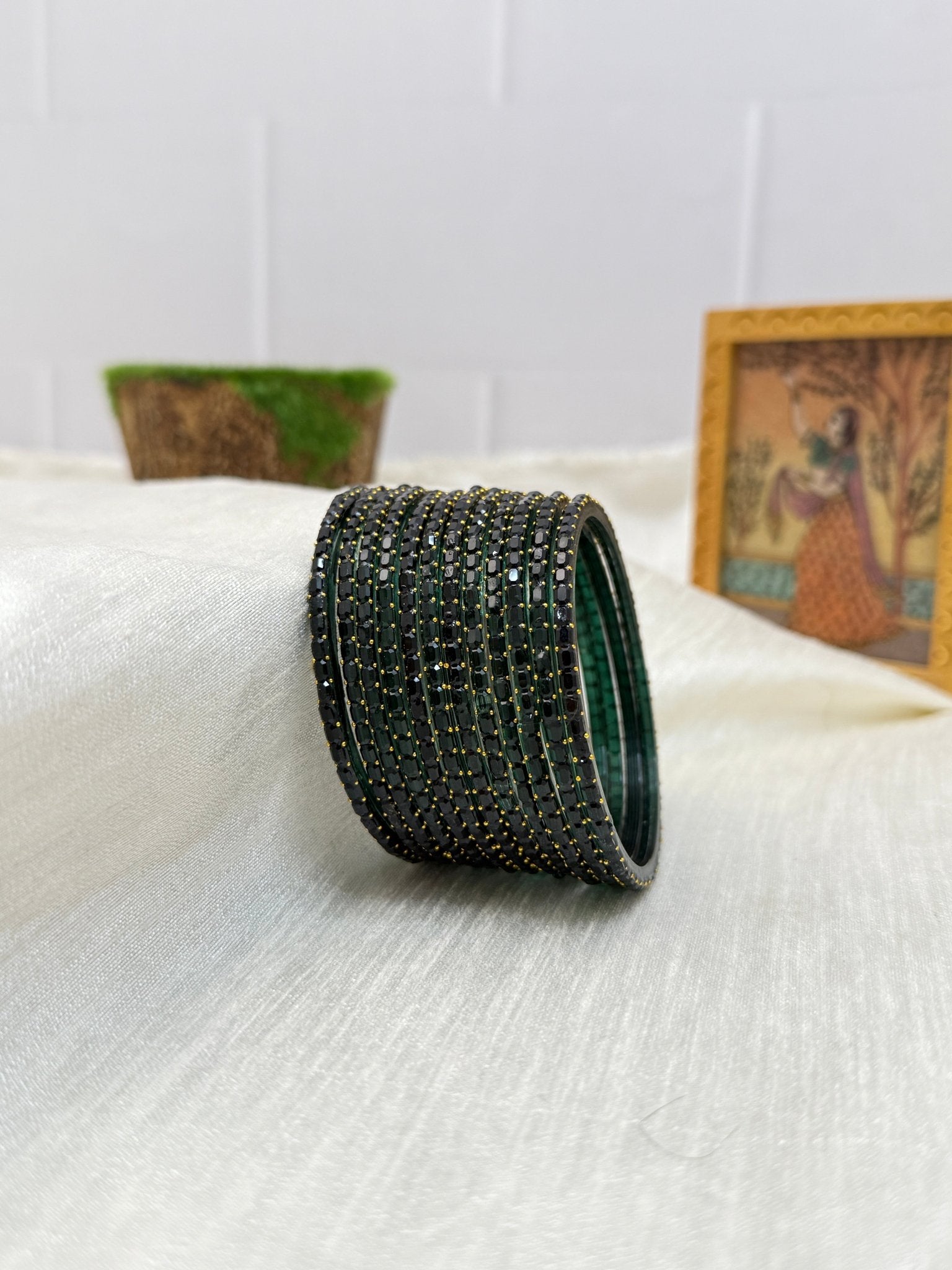 Luxurious Rain Drop Design New Glass Bangles Pro - 055 - Make your own box - Mahilas