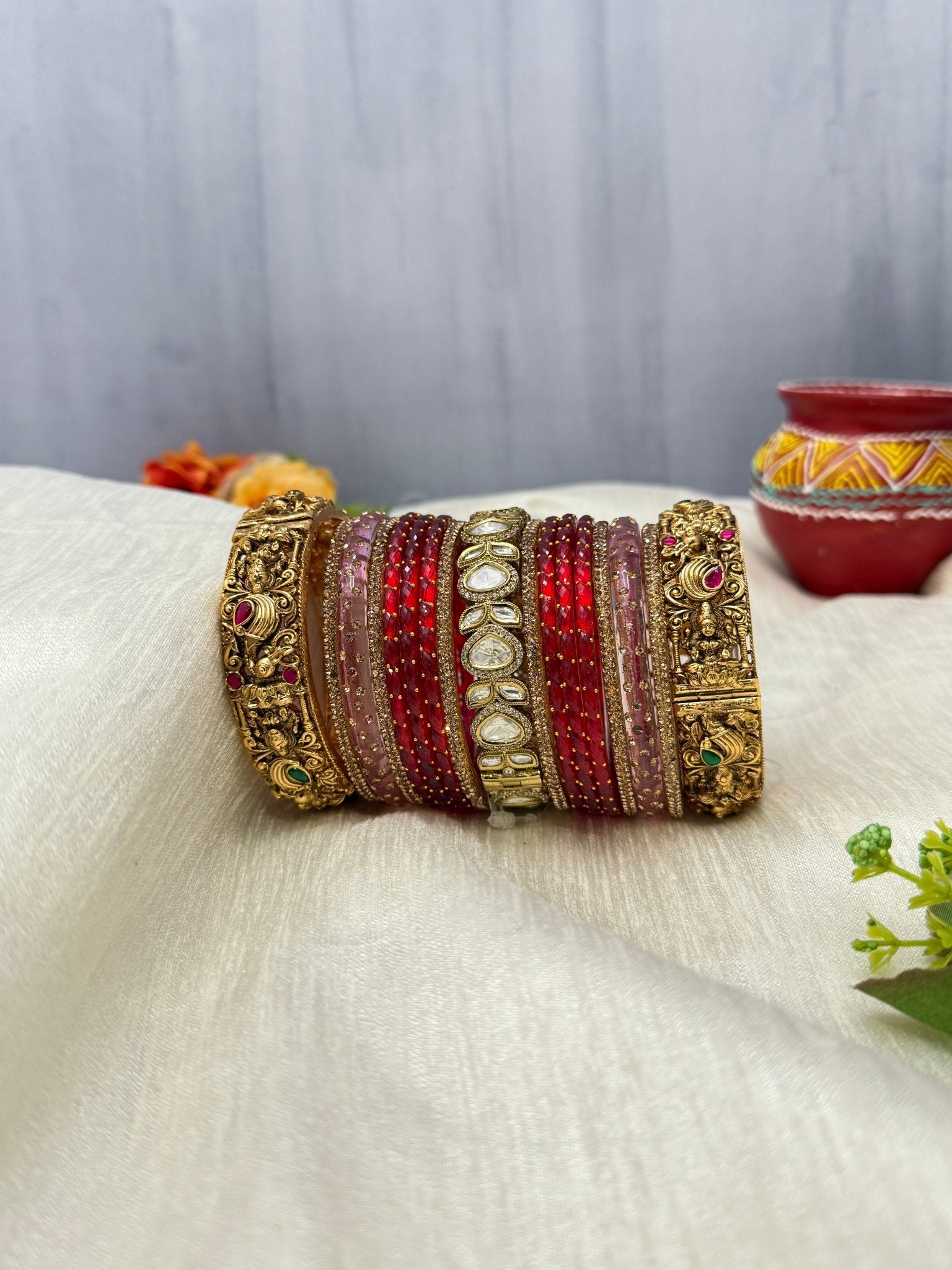 Luxurious Red And Gold Antique & Kundan Glass Bangle Set - 5160 - Mahilas